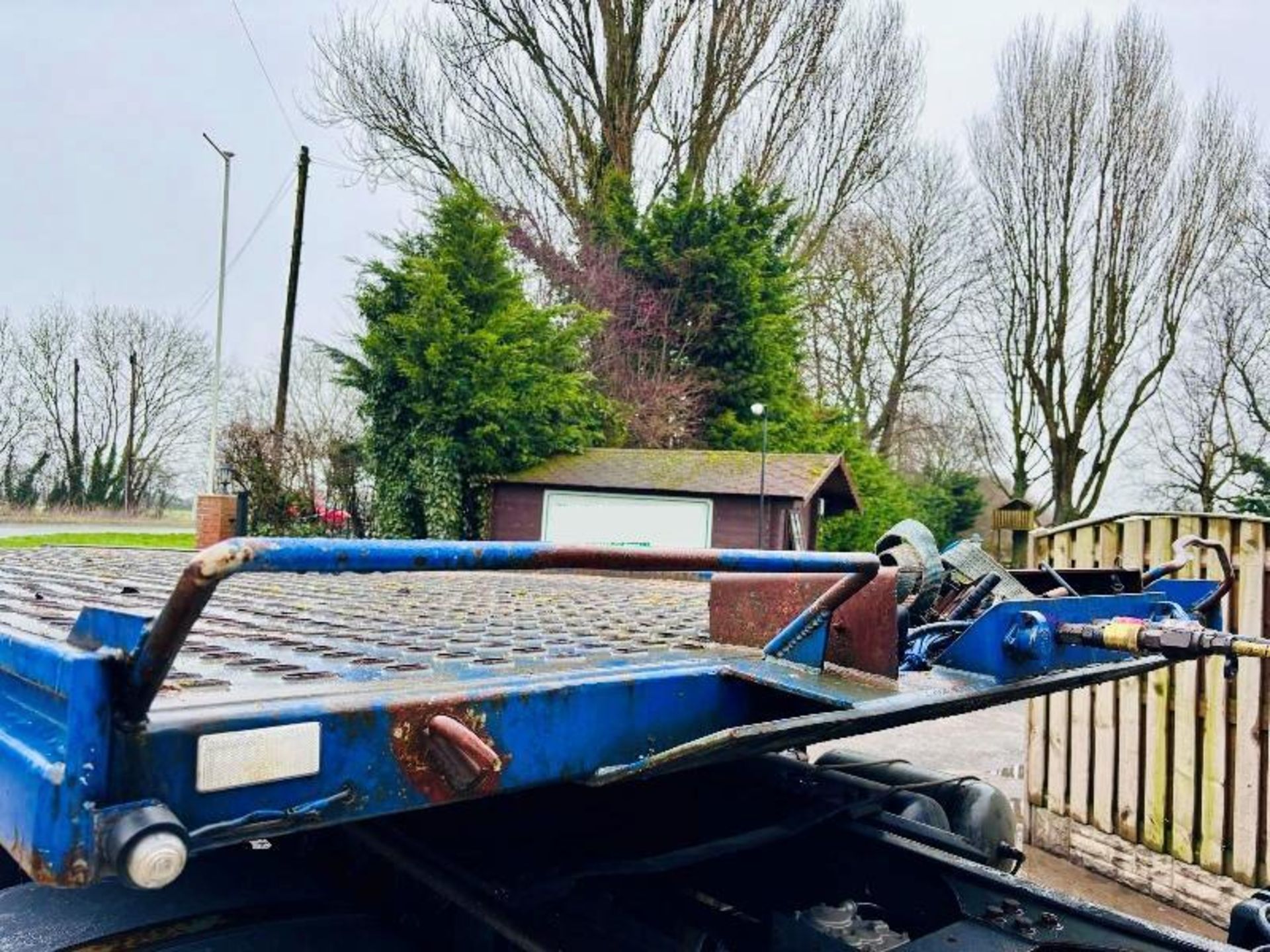 YORK LDS40/3 TRI-AXLE LOW LOADER TRAILER C/W SAF AXLES  - Image 15 of 17