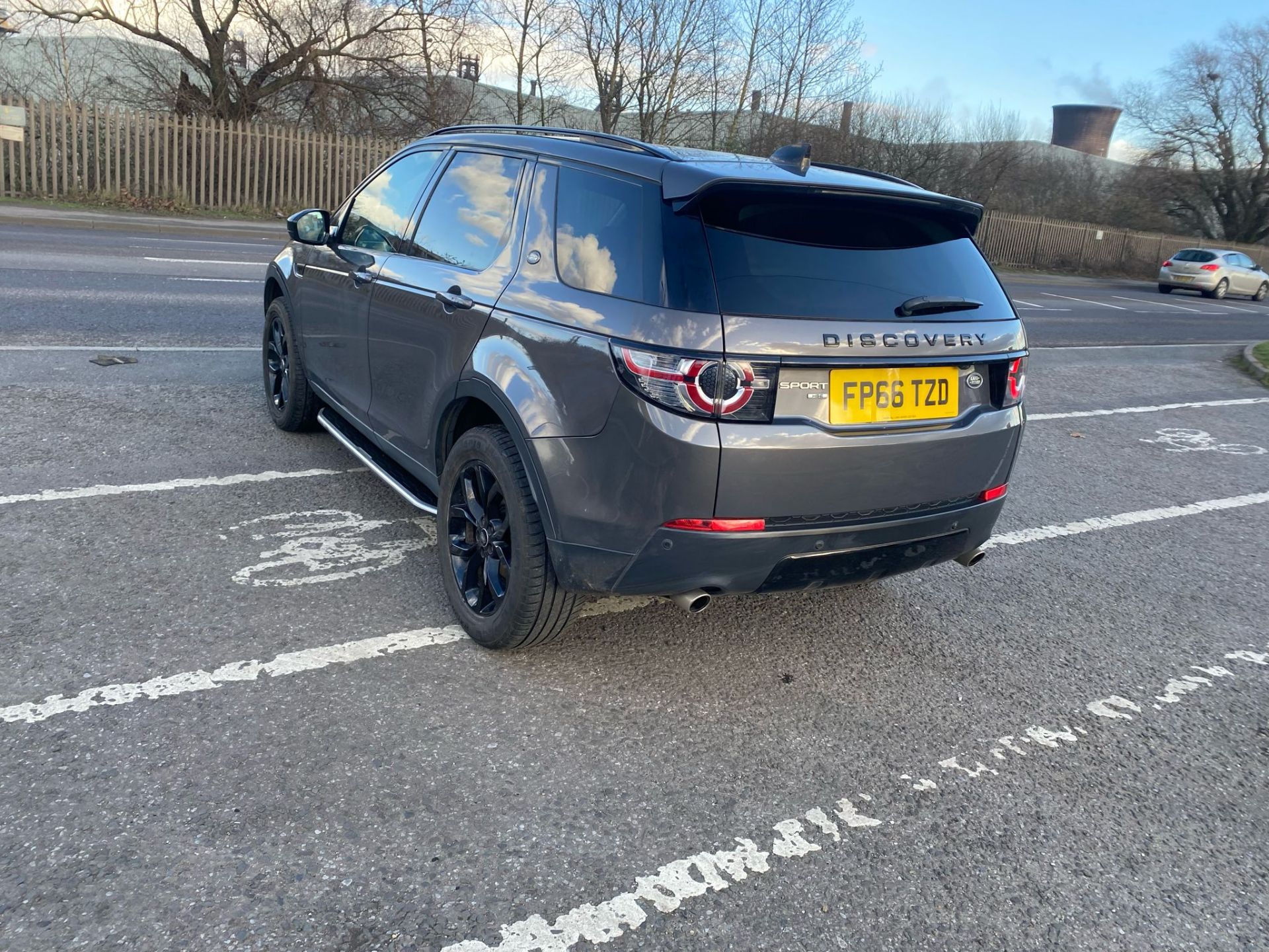 2016 66 LAND ROVER DISCOVERY SPORT HSE SUV ESTATE- 88K WITH LAND ROVER SERVICE HISTORY - PAN ROOF. - Image 19 of 19