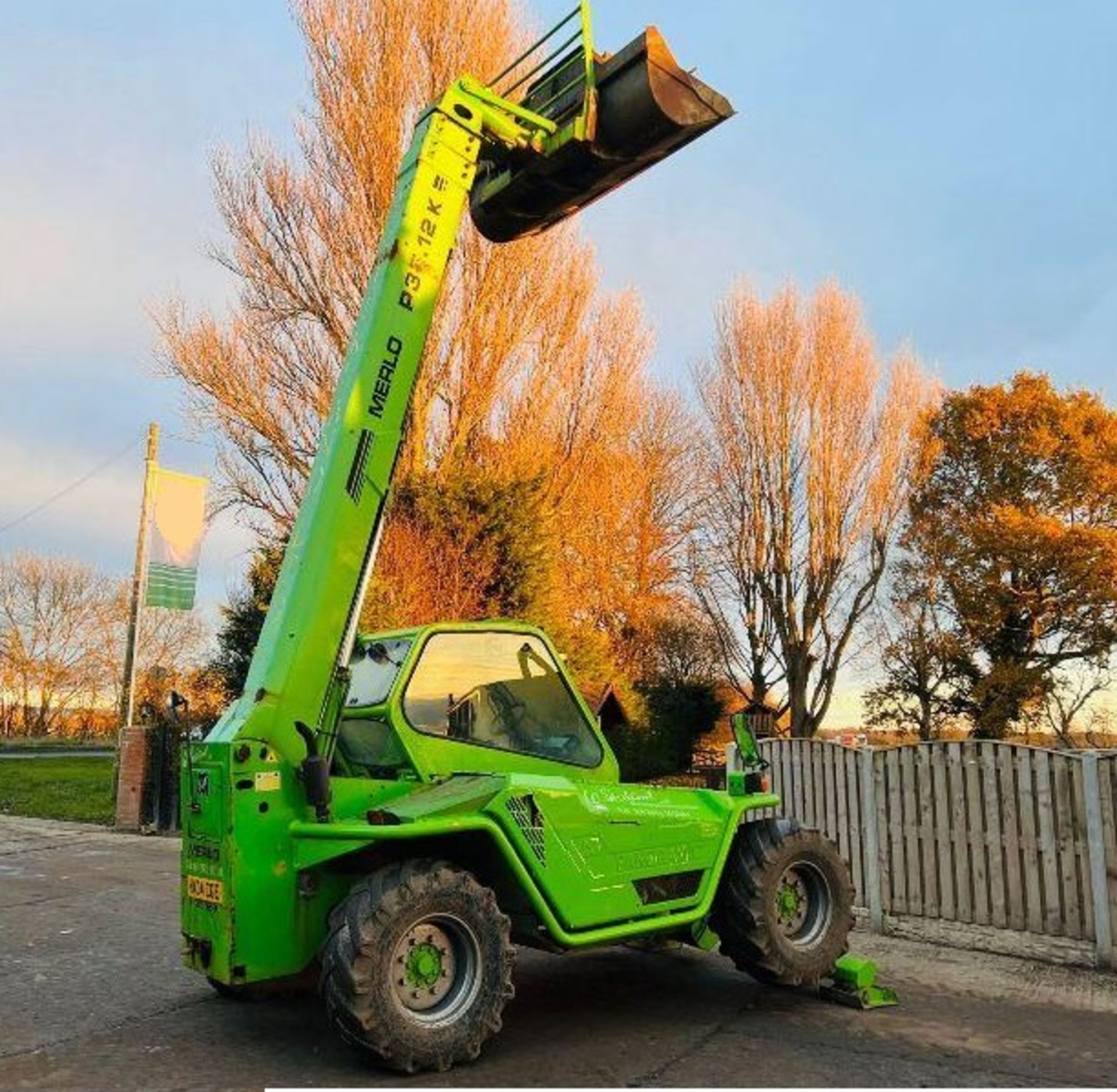 MERLO P35.12K 4WD TELEHANDLER C/W BUCKET & PALLET TINES - Image 9 of 14