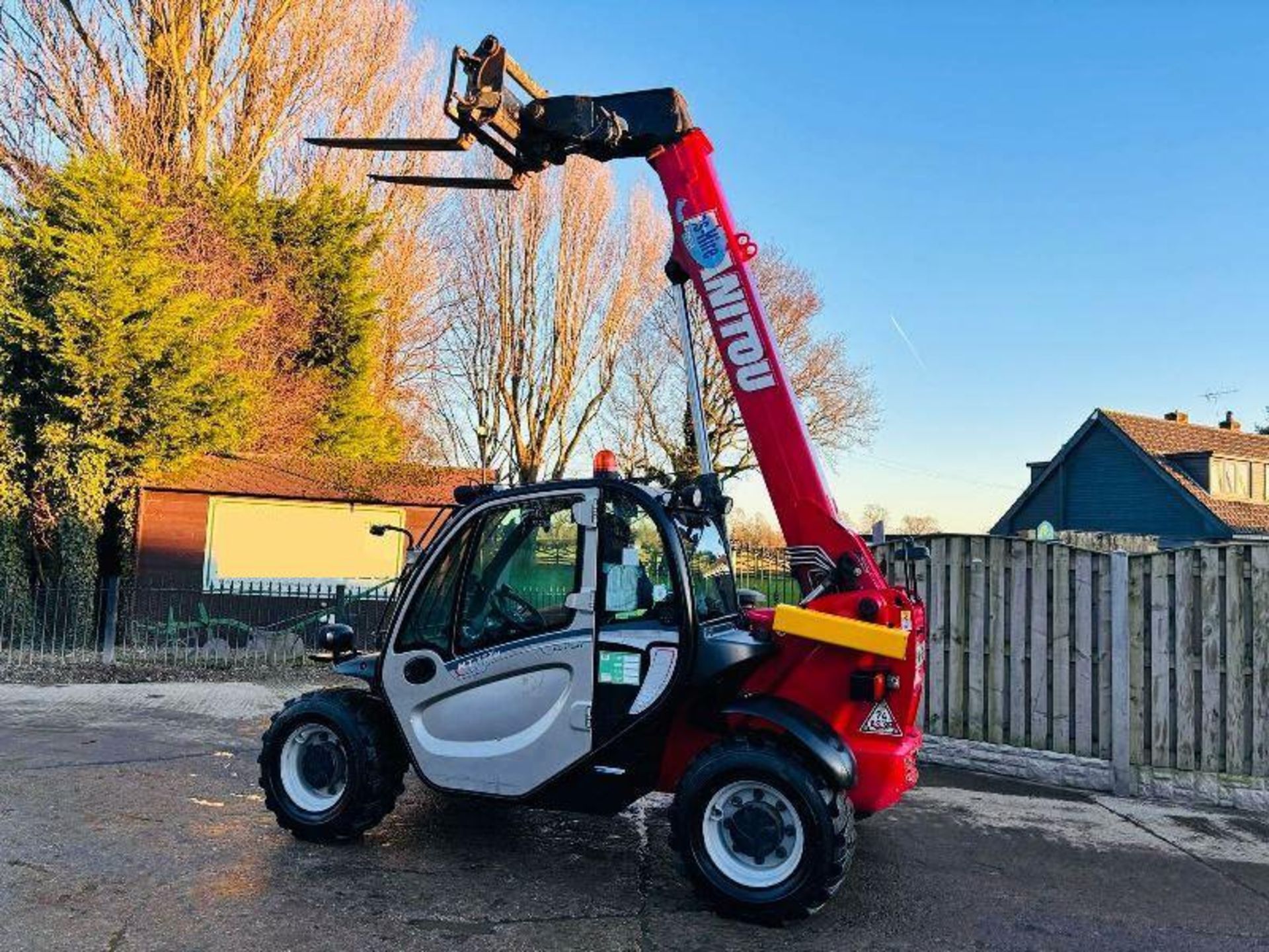 MANITOU MT625 COMFORT TURBO 4WD TELEHANDLER *YEAR 2018* C/W PALLET TINES - Image 3 of 18