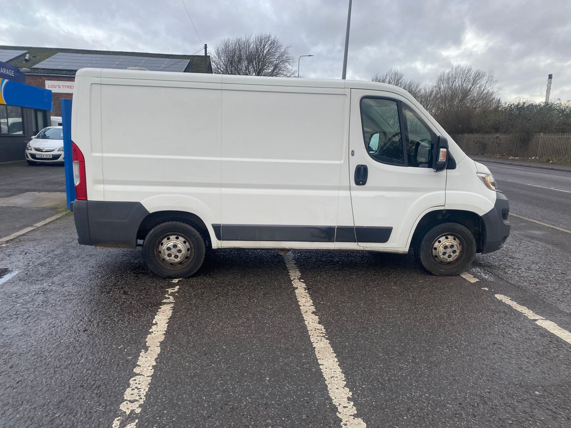 2015 65 Peugeot boxer panel van - 129k miles - tow bar - ply lined - Bild 8 aus 10