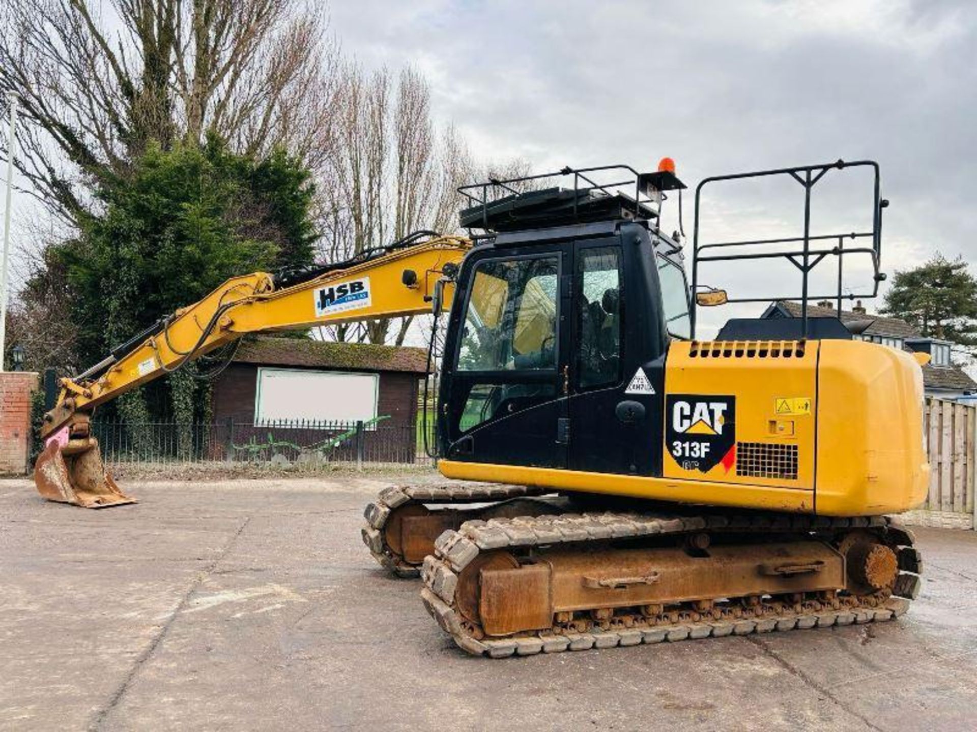 CATERPILAR 313FLGC TRACKED EXCAVATOR *YEAR 2015* C/W REVERSE CAMERA - Image 4 of 17