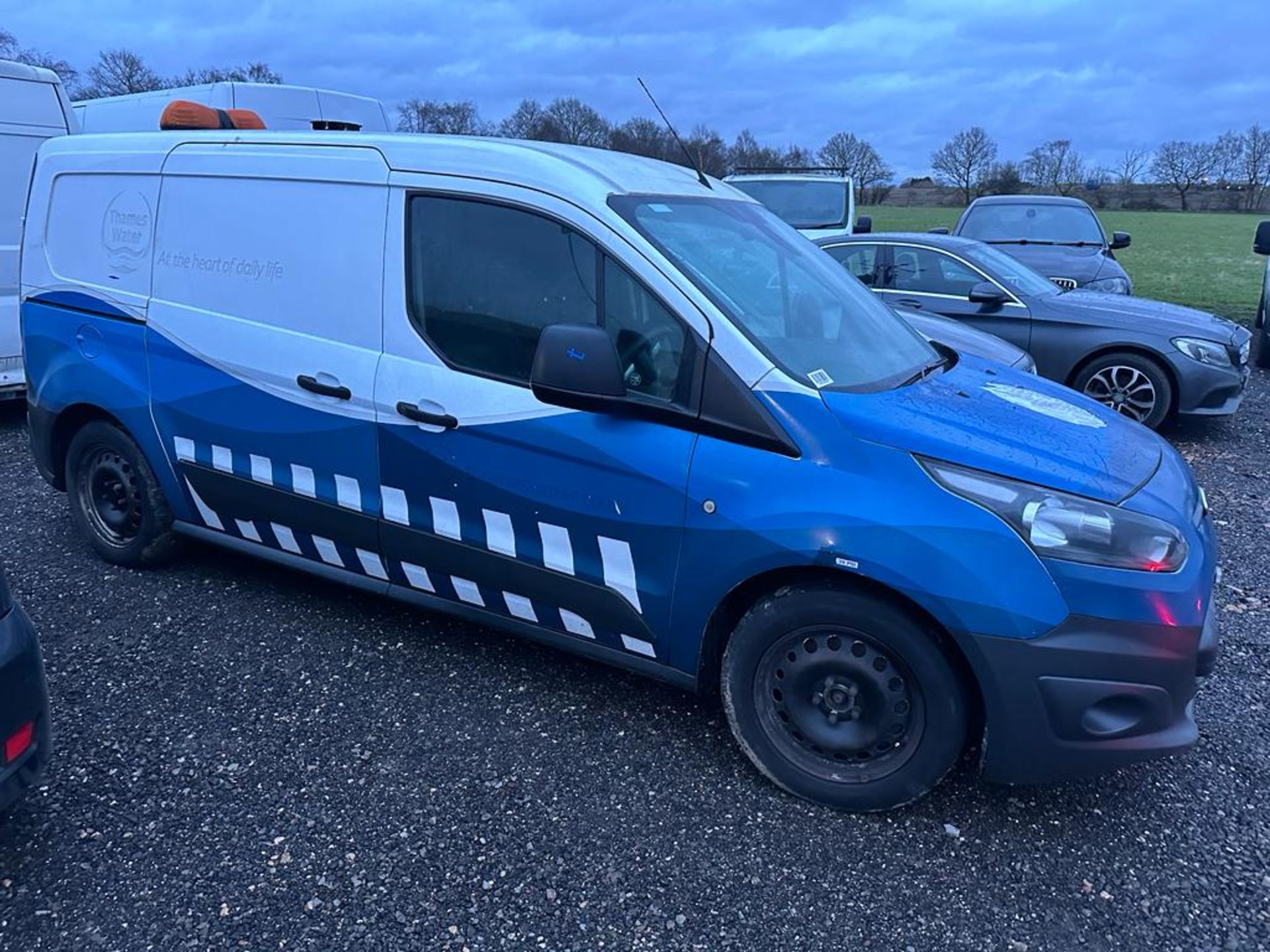 2015 15 FORD TRANSIT CONNECT LWB PANEL VAN - 95K MILES - AIR CON - TWIN SIDE DOORS - EX WATER BOARD - Image 9 of 9