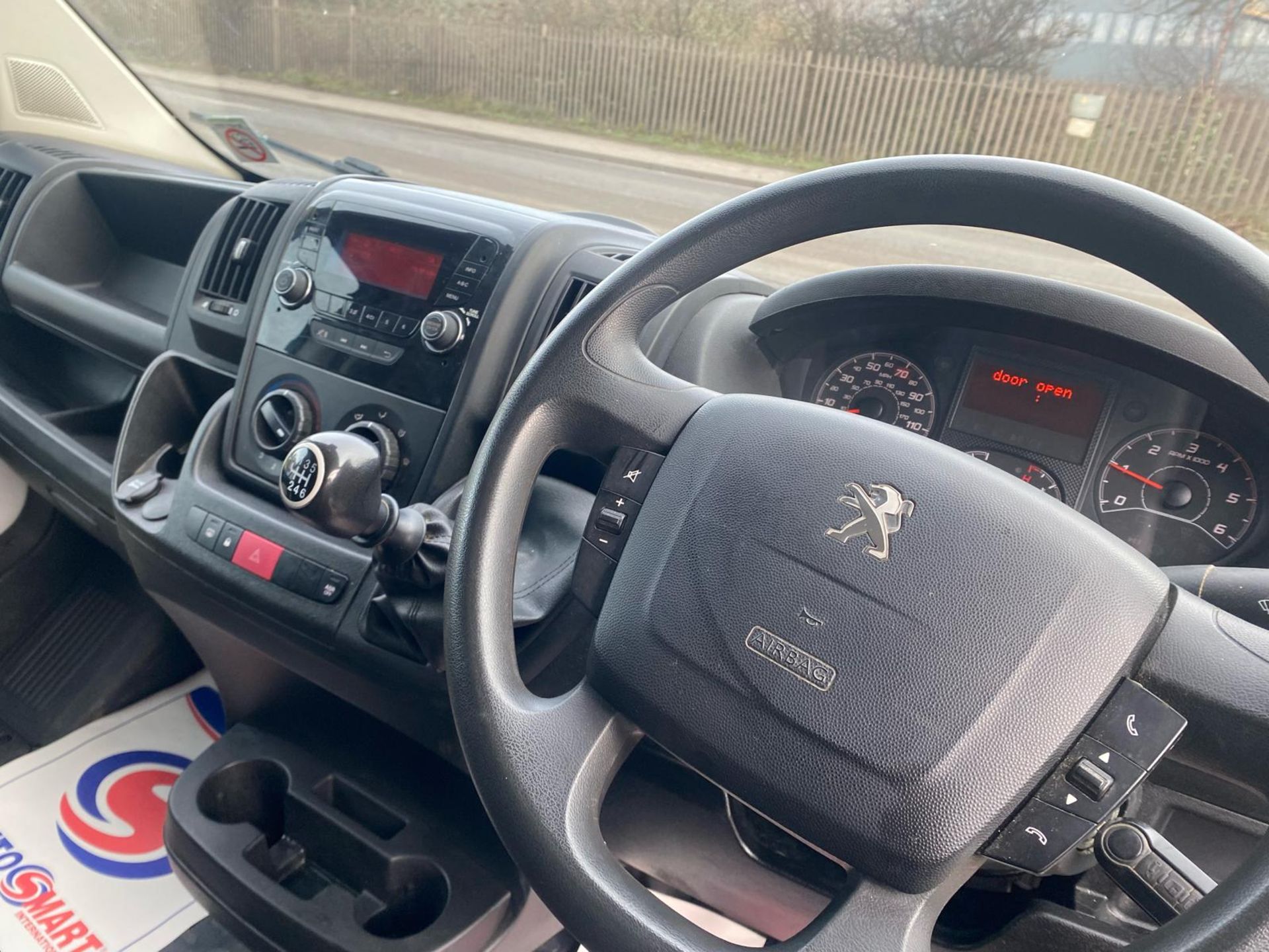 2019 69 PEUGEOT BOXER PANEL VAN - 57K MILES - EURO 6 - PLY LINED - Image 11 of 12