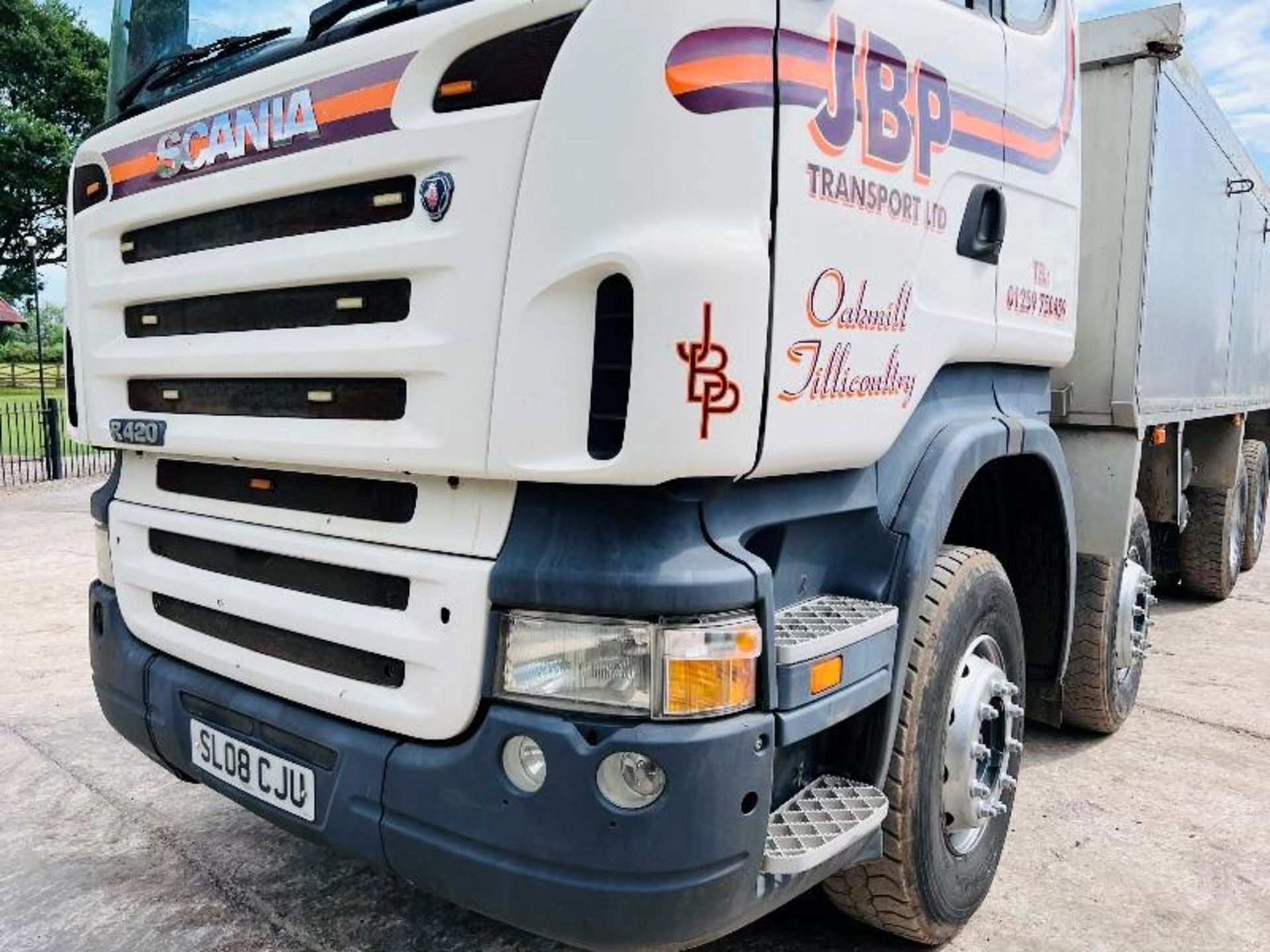 SCANIA R420 DOUBLE DRIVE TIPPER *YEAR 2008* C/W HYDRAULIC LOCKIN BACK DOOR - Image 11 of 18