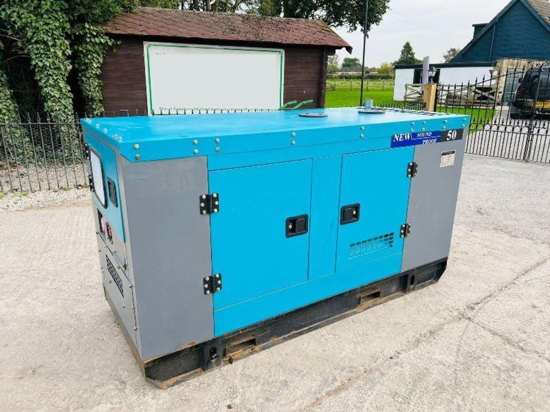 BRAND NEW KAWAKENI 50KVA SILENT RUN GENERATOR *YEAR 2023* - Bild 12 aus 13