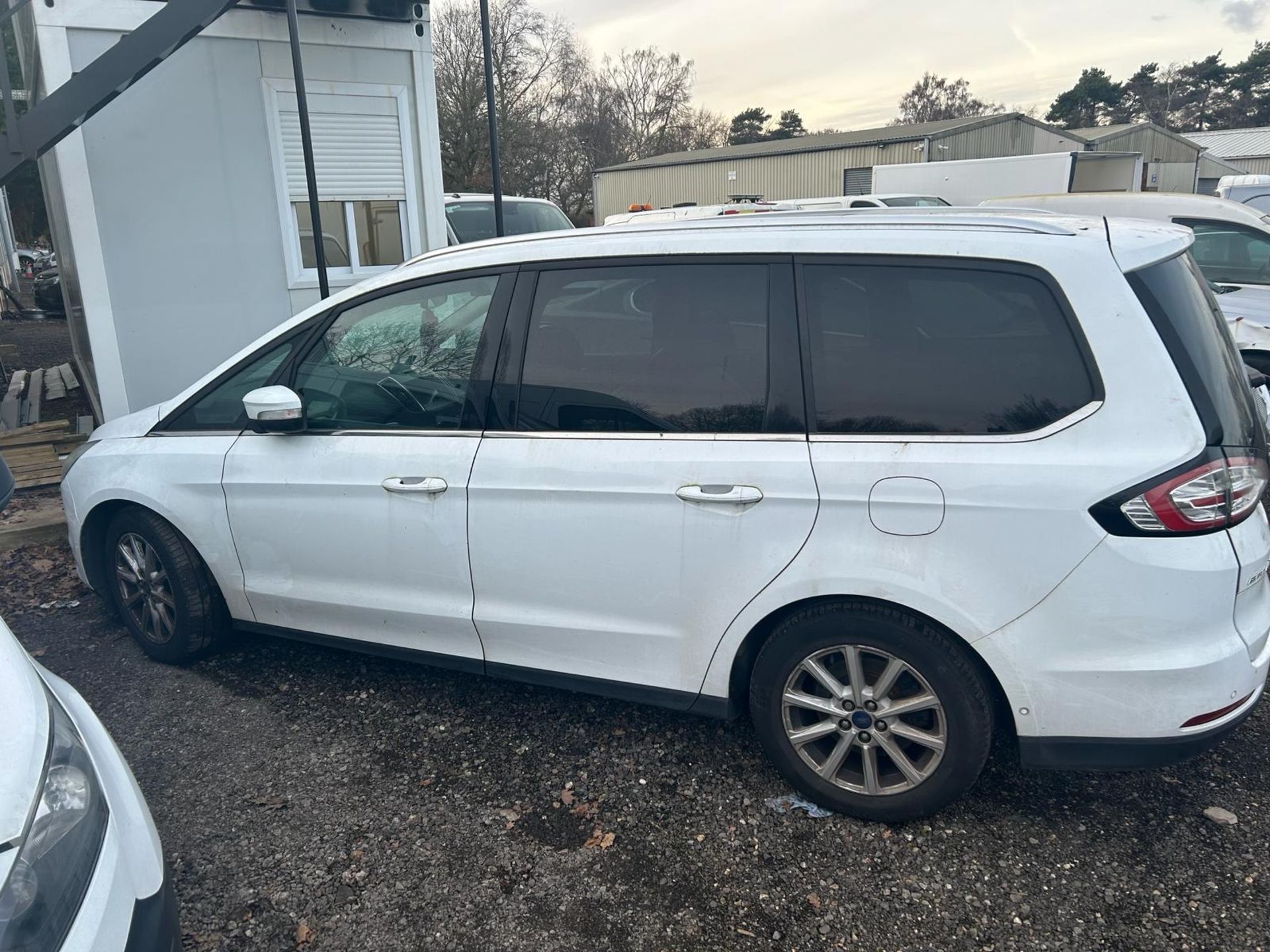 2016 66 FORD GALAXY TITANIUM X MPV - 136K MILES 8 SERVICE STAMPS - NON RUNNER SNAPPED CAMBELT - Image 5 of 9