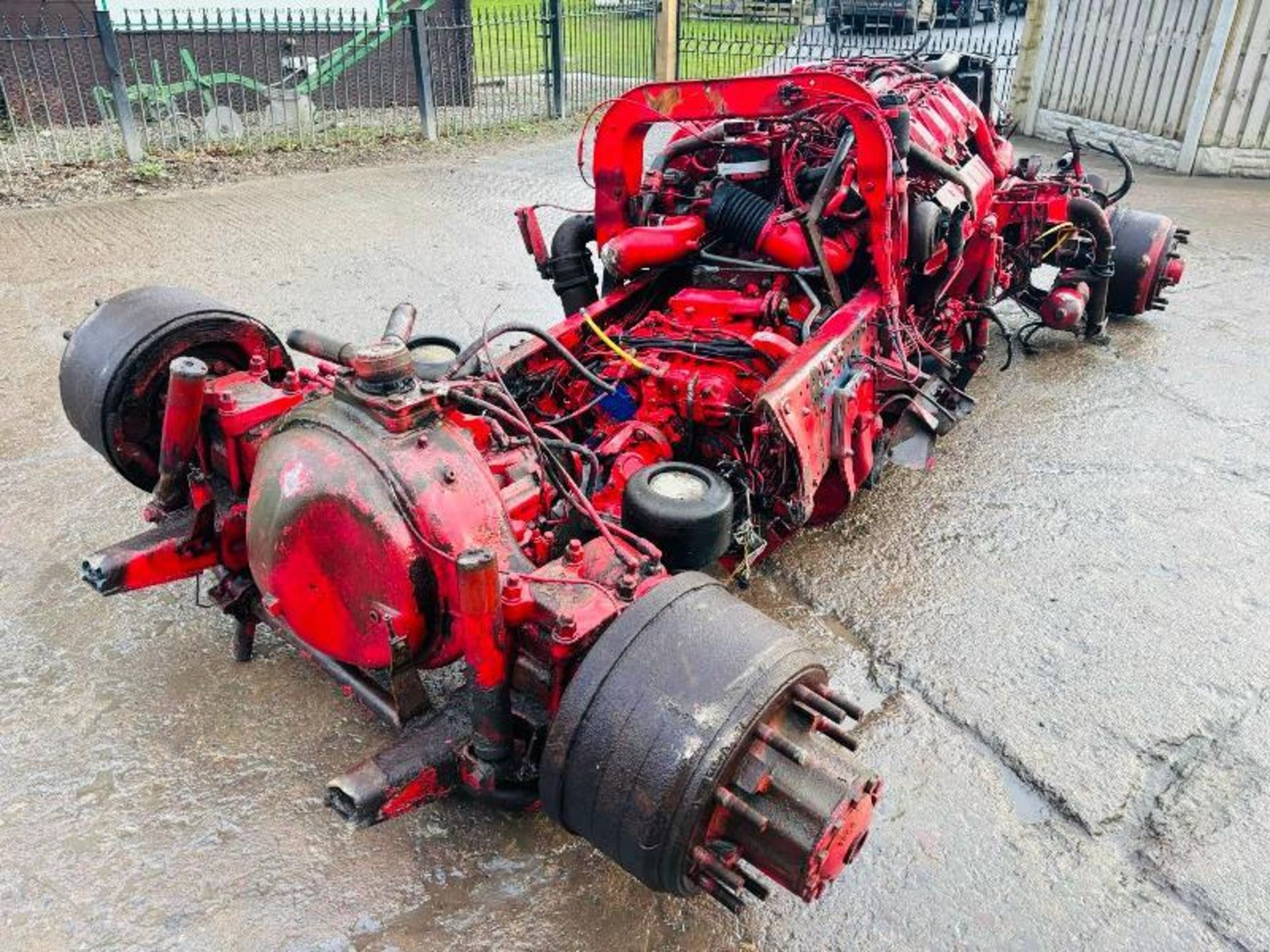 IVECO V8 TURBO ENGINE C/W GEAR BOX, PUMP & 10 STUD AXLES - Image 12 of 16