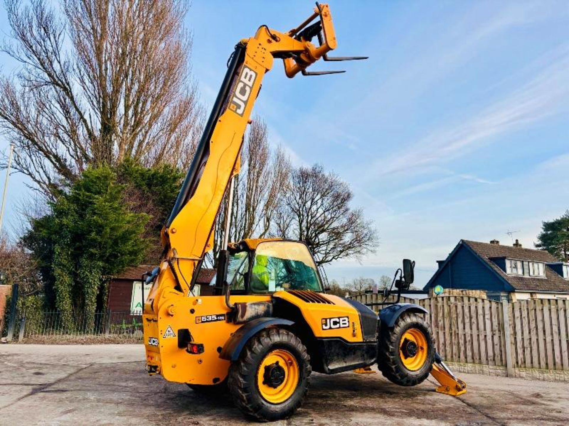 JCB 535-125HI VIZ 4WD TELEHANDLER *YEAR 2018, ONLY 1874 HOURS* C/W PALLET TINES - Bild 5 aus 18