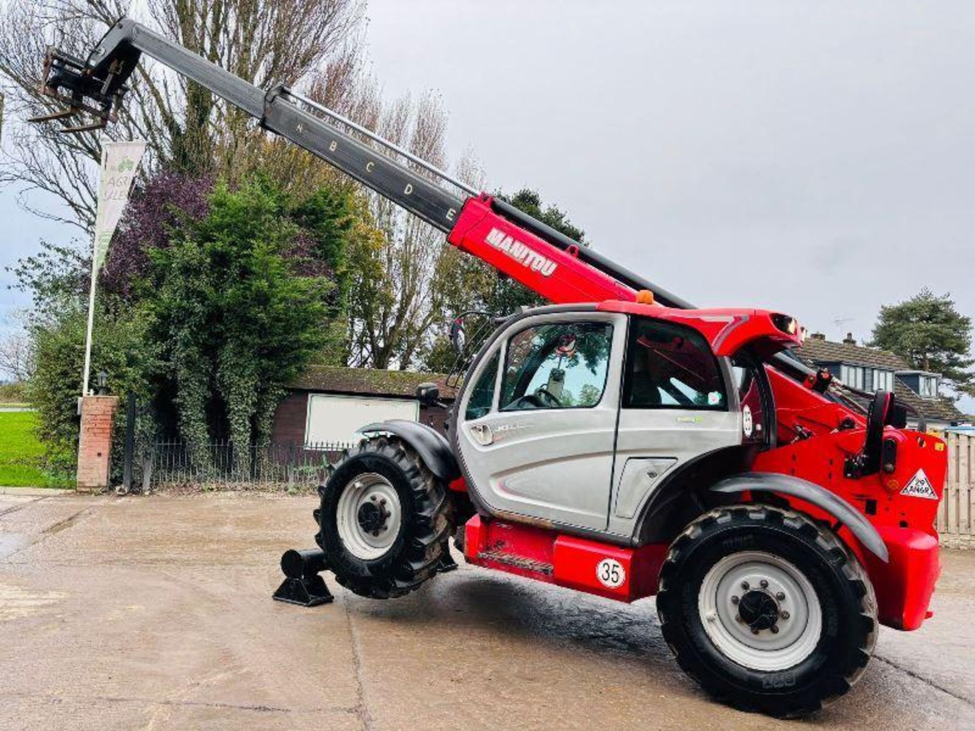 MANITOU MT1135 4WD TURBO TELEHANDLER *YEAR 2016* C/W PALLET TINES - Bild 3 aus 16