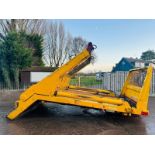 SKIP LIFTING GEAR TO SUIT LORRY