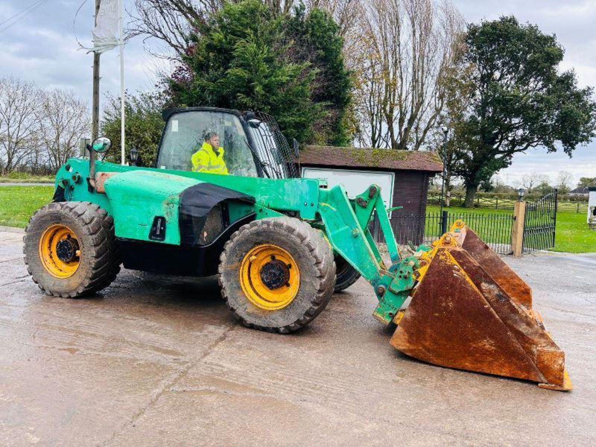 JCB 531-70 4WD TELEHANDLER C/W BUCKET. - Bild 14 aus 17