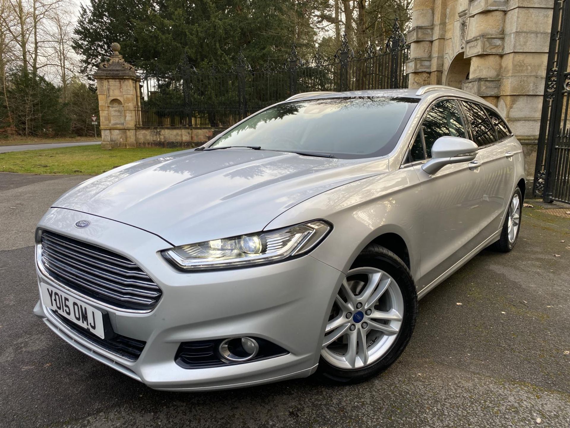 2015 FORD MONDEO TITANIUM ( X PACK ) ESTATE - 155K MILES - 2 KEYS - FSH & RECEIPTS FOR WORK PRESENT  - Bild 18 aus 19