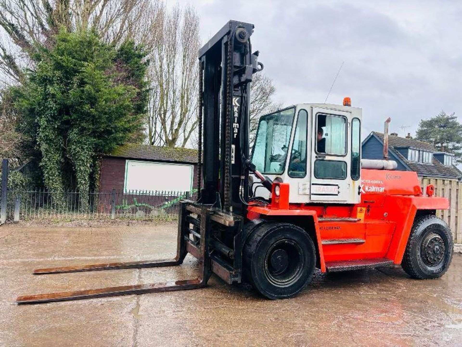 KALMAR DC12-600XL 12 TON FORKLIFT C/W TINE POSITIONER & SIDE SHIFT - Bild 13 aus 15