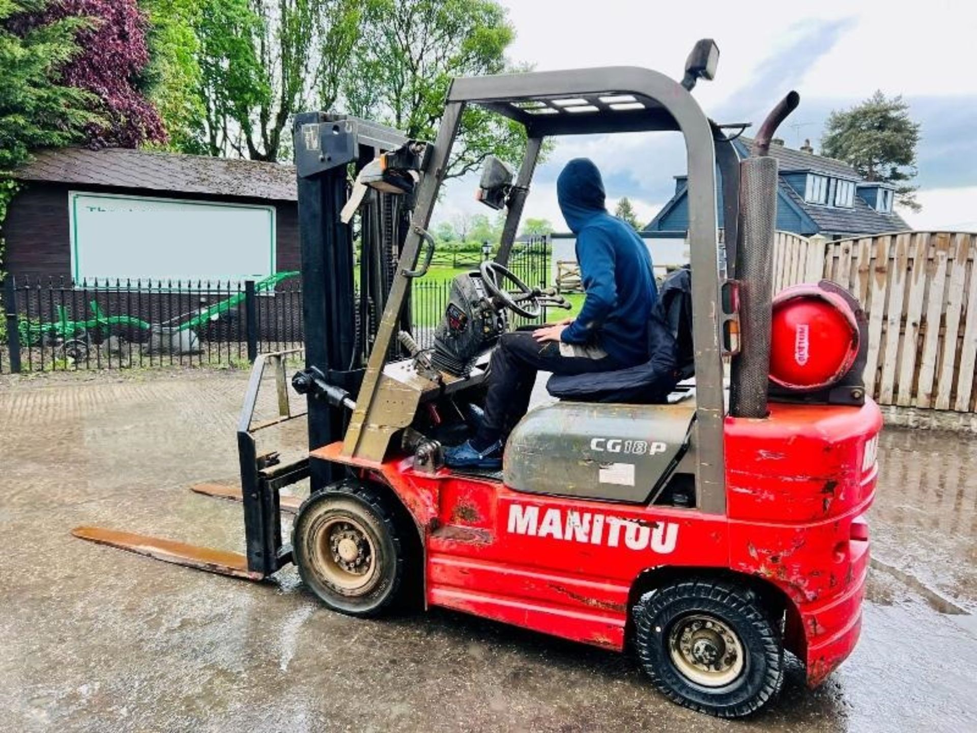 MANITOU CG18P DIESEL FORKLIFT *CONTAINER SPEC* C/W SIDE SHIFT - Image 5 of 13