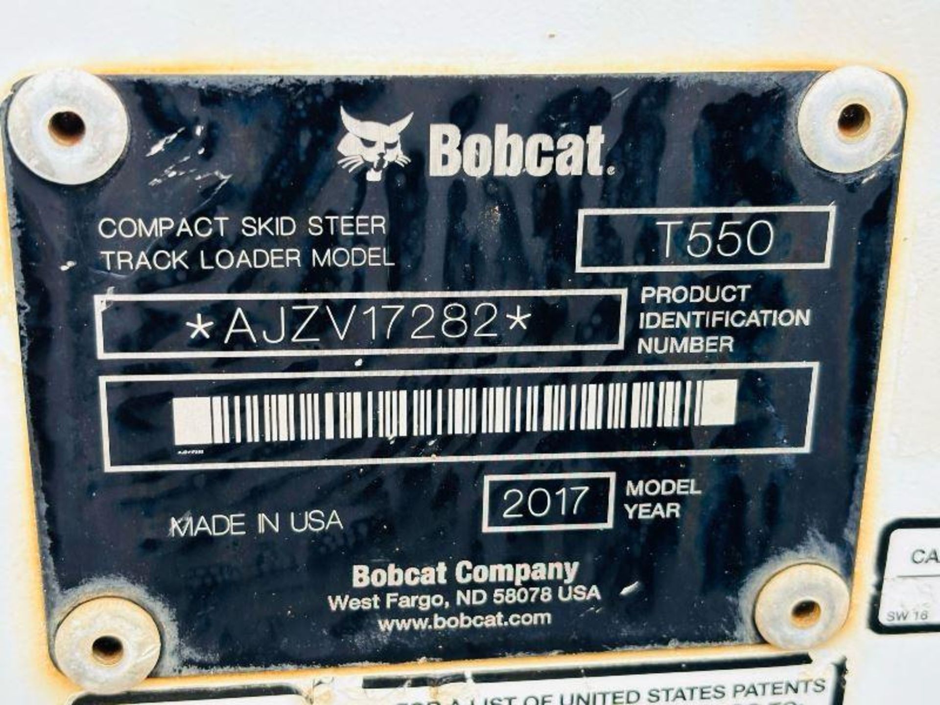 BOBCAT T550 TRACKED SKIDSTEER *YEAR 2017, 1630 HOURS* C/W BUCKET - Image 9 of 18