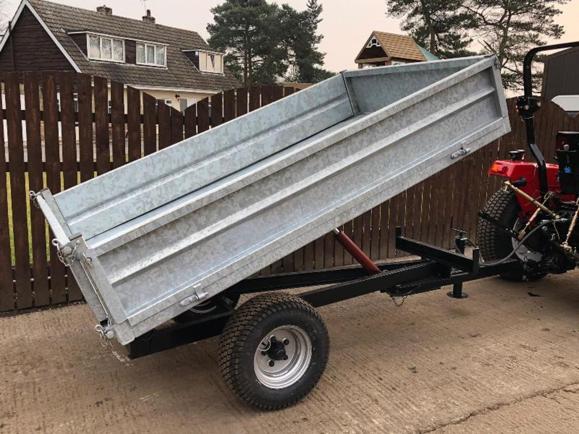 ** BRAND NEW SIROMER GALVANISED TIPPING TRAILER ** - Image 3 of 8