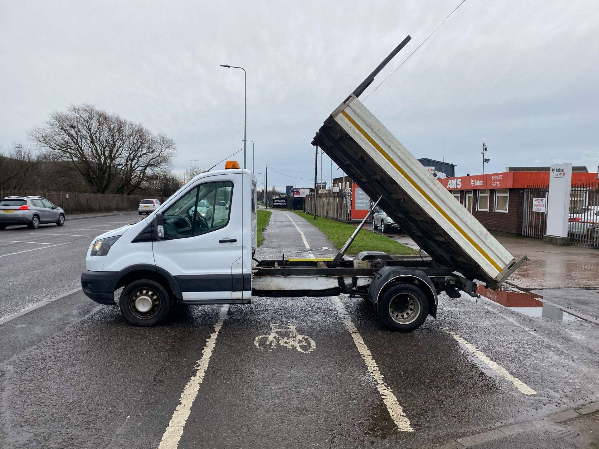 2018 18 FORD TRANSIT TIPPER - 135K MILES - EURO 6 - TWIN REAR WHEEL. - Image 2 of 10