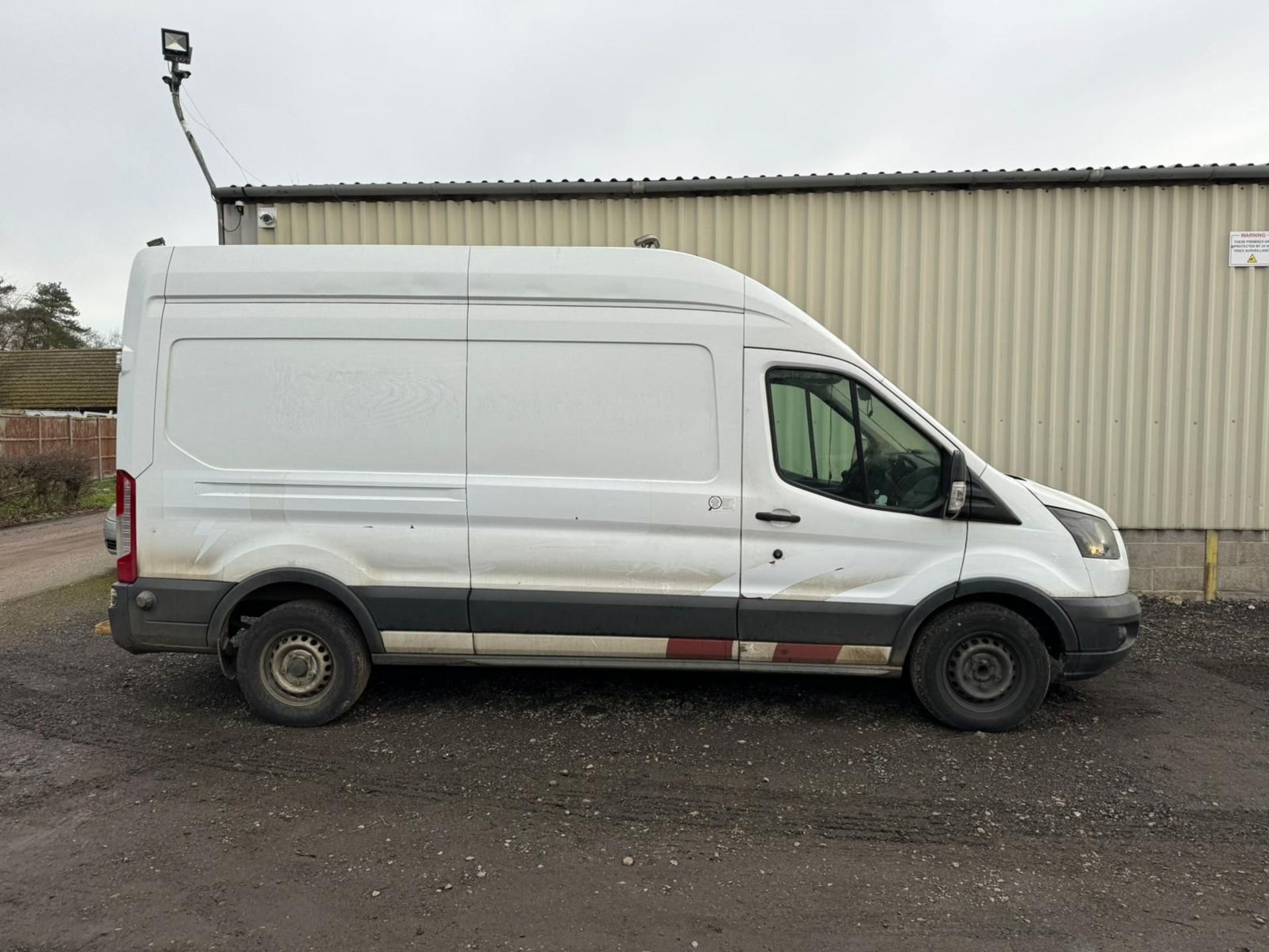 2016 66 FORD TRANSIT 350 L3 H3 PANEL VAN - 170K MILES - EURO 6 - AIR CON - Image 3 of 9