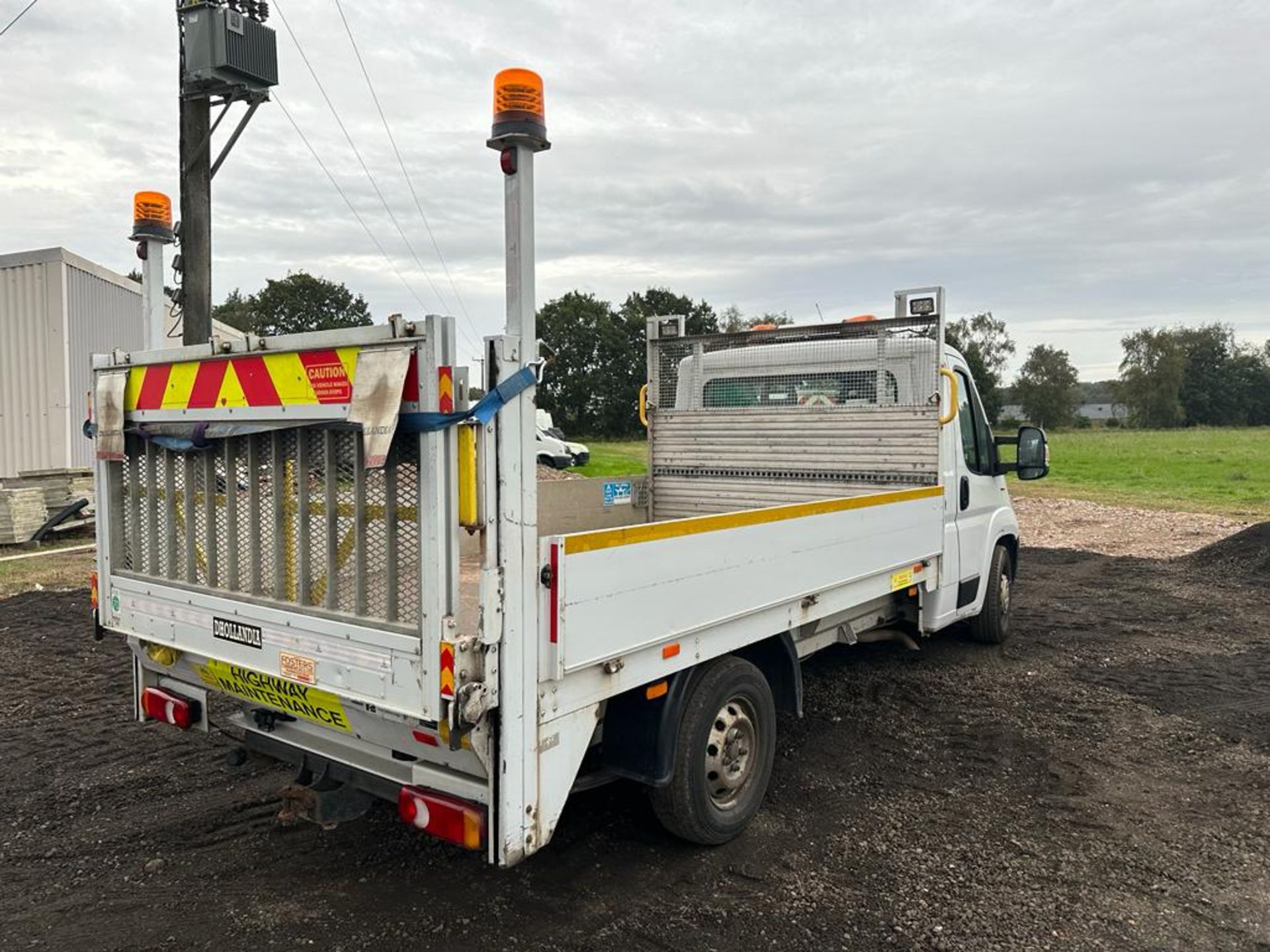 2018 68 FIAT DUCATO DROPSIDE TAIL LIFT - 115K MILES - EURO 6. - Image 9 of 11