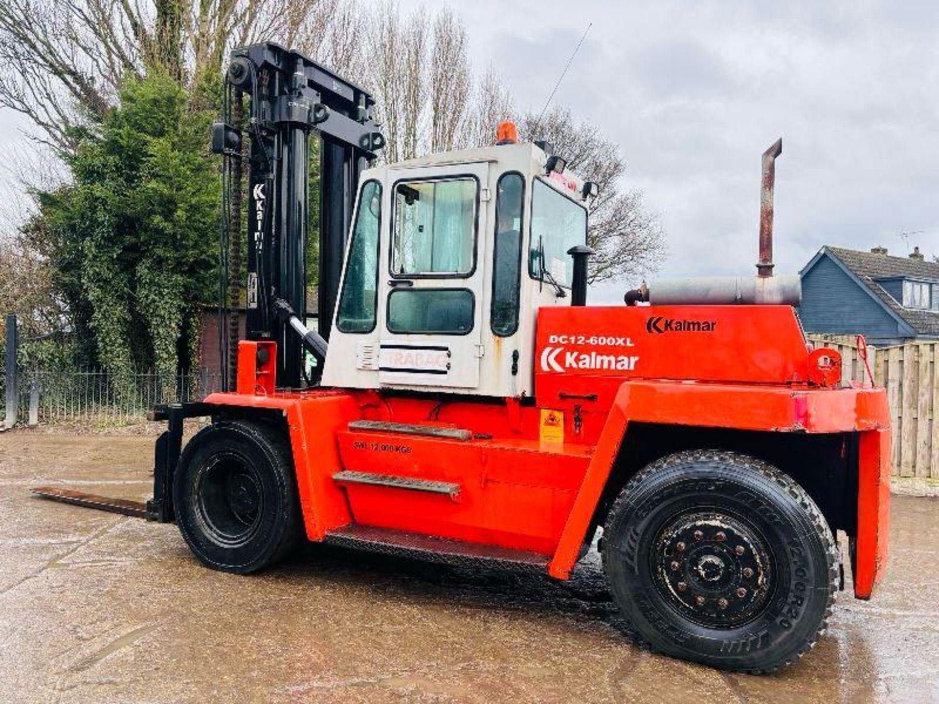 KALMAR DC12-600XL 12 TON FORKLIFT C/W TINE POSITIONER & SIDE SHIFT - Image 5 of 15