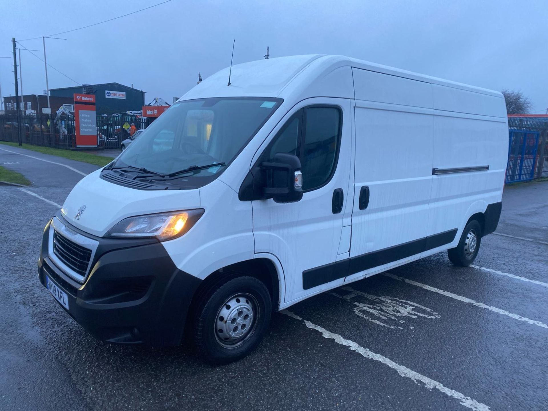 2019 19 PEUGEOT BOXER PANEL VAN - 49K MILES - EURO 6 - PLY LINED - 1 KEY - Image 2 of 11