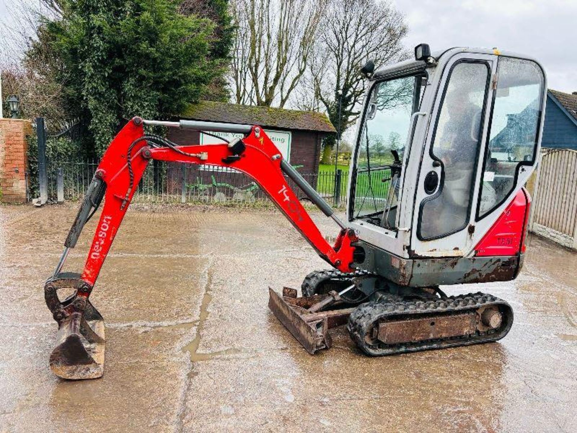 NEUSON TE51 TRACKED EXCAVATOR C/W EXPANDING TRACKS - Image 9 of 16