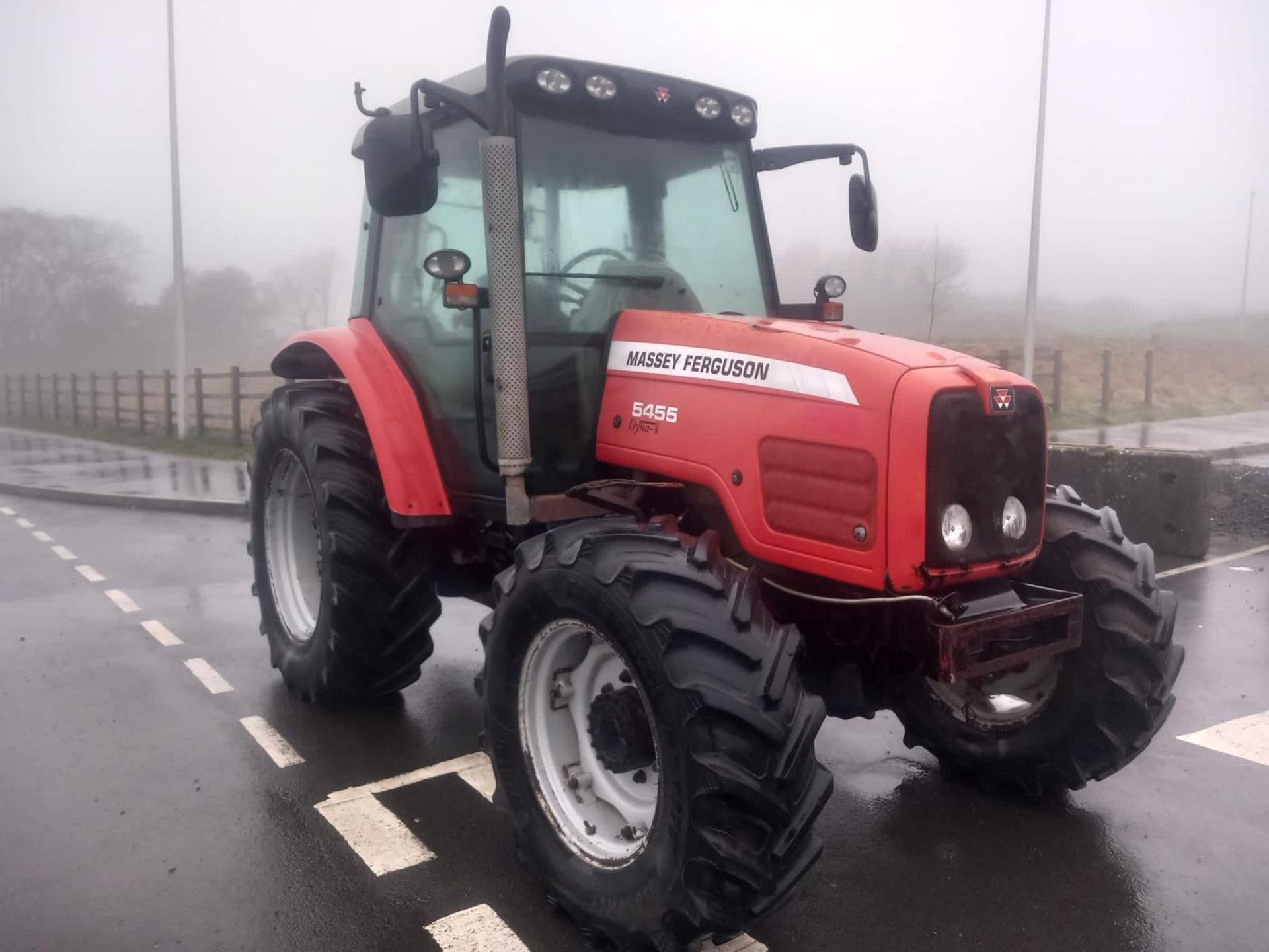 2008 MASSEY FERGUSON 5455 TRACTOR - OVER 10000 HOURS - IN WORKING ORDER