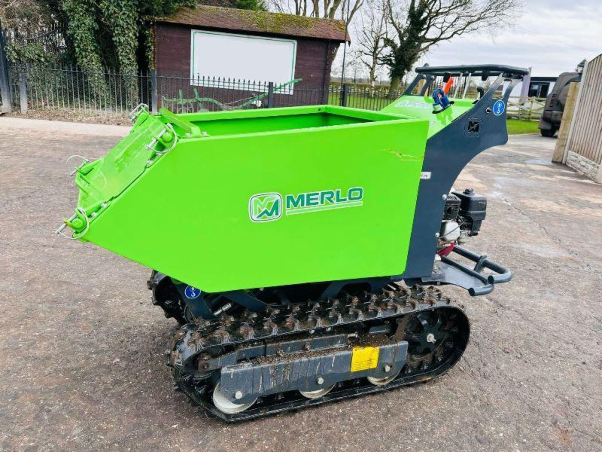 UNUSED MERLO M500 TRACKED PEDSTRIAN DUMPER *YEAR 2021* C/W HONDA ENGINE