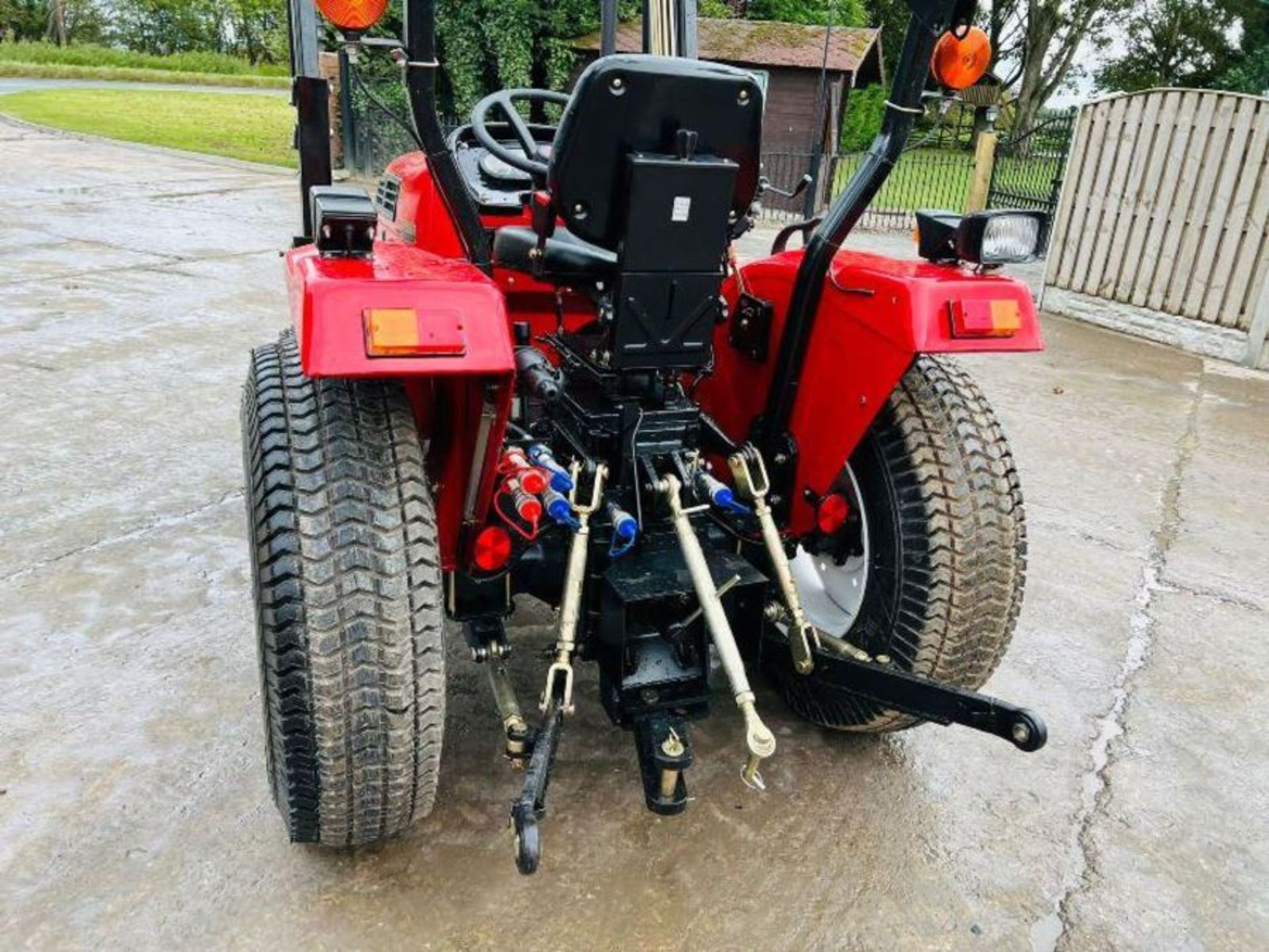 BRAND NEW SIROMER 304 FIELD RANGE 4WD TRACTOR *YEAR 2023* CW LOADER & TURF TYRES - Image 8 of 19