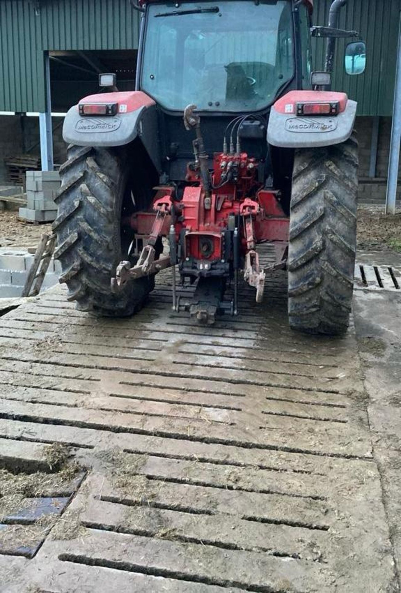 2005 MCCORMICK MTX120 TRACTOR - STRAIGHT TRACTOR - Image 4 of 6