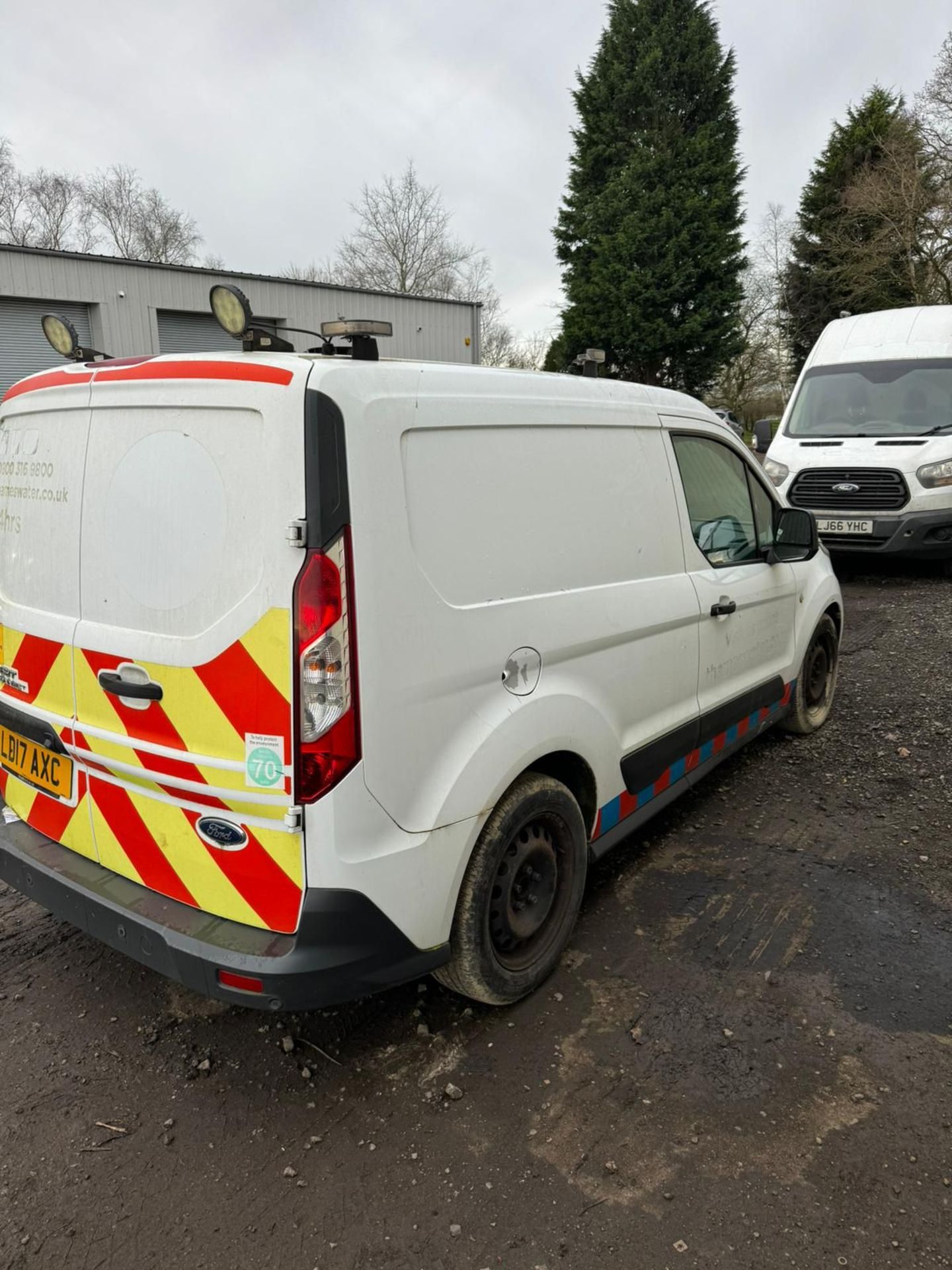 2017 17 FORD TRANSIT CONNECT TREND PANEL VAN - 3 SEATS - AIR CON - EURO 6 - REVERSE CAMERA  - Image 6 of 6