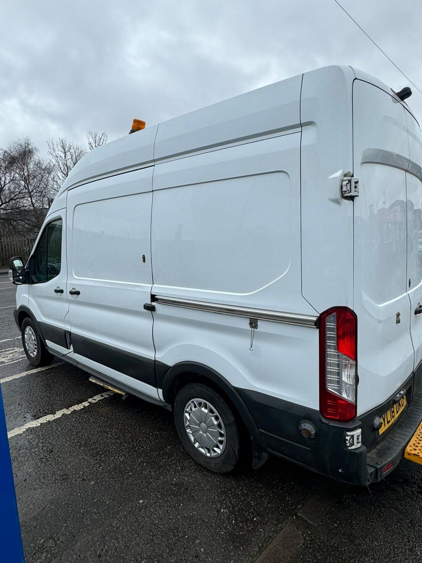 2018 18 FORD TRANSIT 350 PANEL VAN - 97K MILES - L2 H3 FWD - AIR CON - IDEAL CAMPER CONVERSION - Image 6 of 10