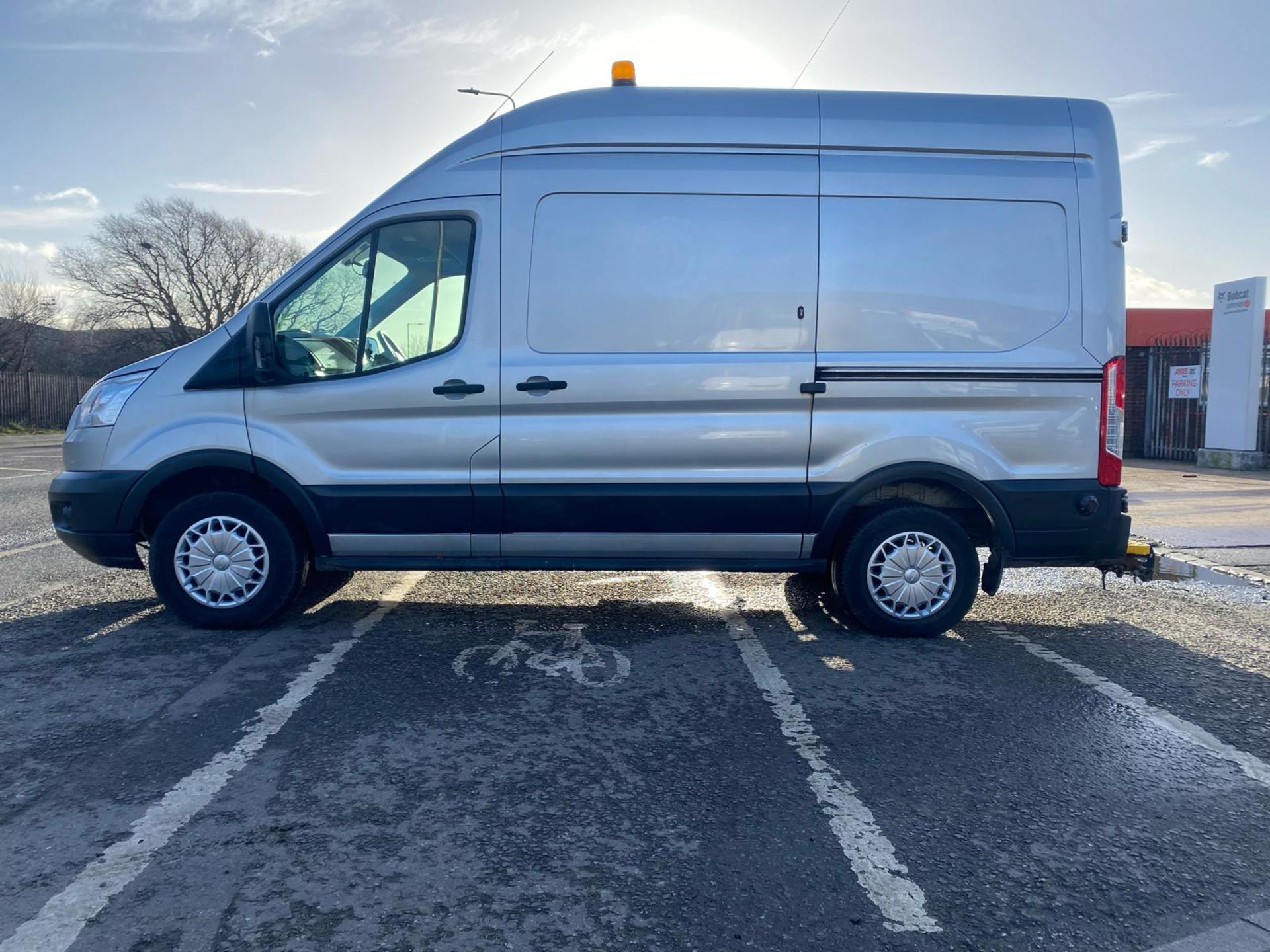 2014 64 FORD TRANSIT COMPRESSOR VAN - 168K MILES - PTO DRIVEN COMPRESSOR /GENERATOR - Image 9 of 10