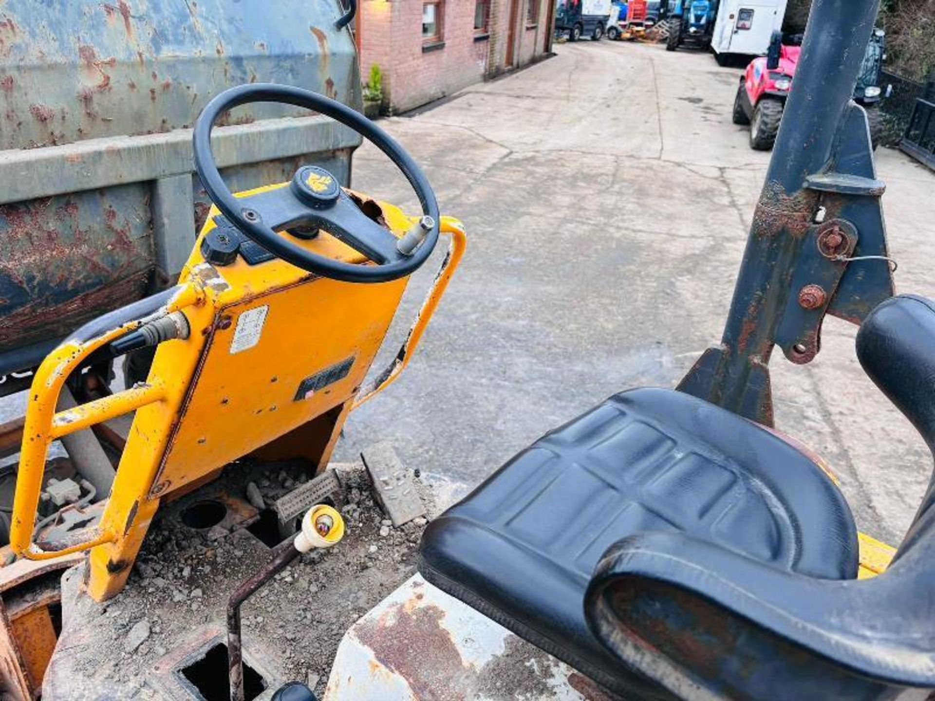 BARFORD SK10000 4WD DUMPER C/W ROLE BAR - Image 2 of 18