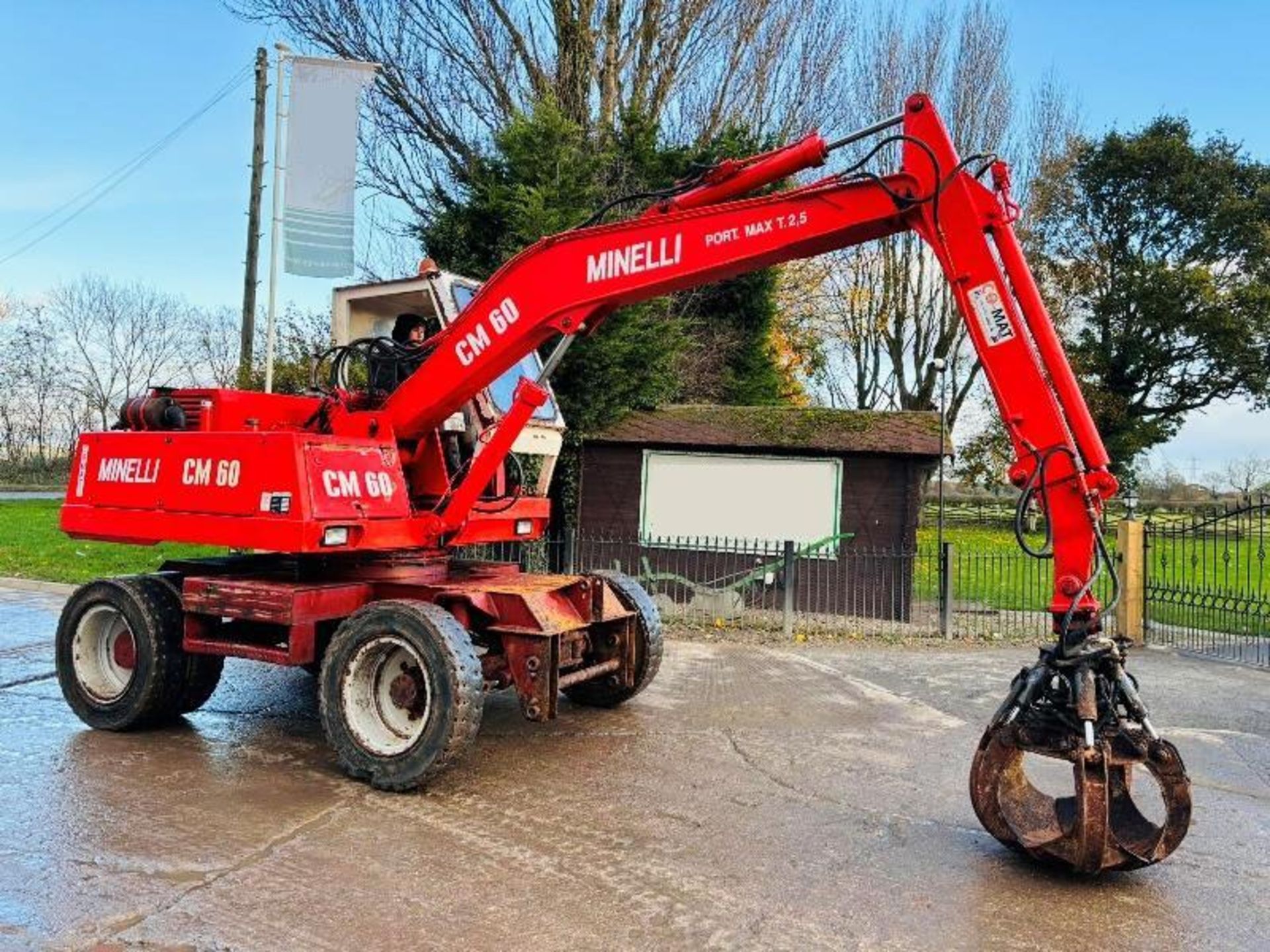 MINELLI CM60 WHEELED EXCAVATOR C/W 5 TINE SCRAP GRAB & TELESCOPIC BOOM - Image 18 of 19