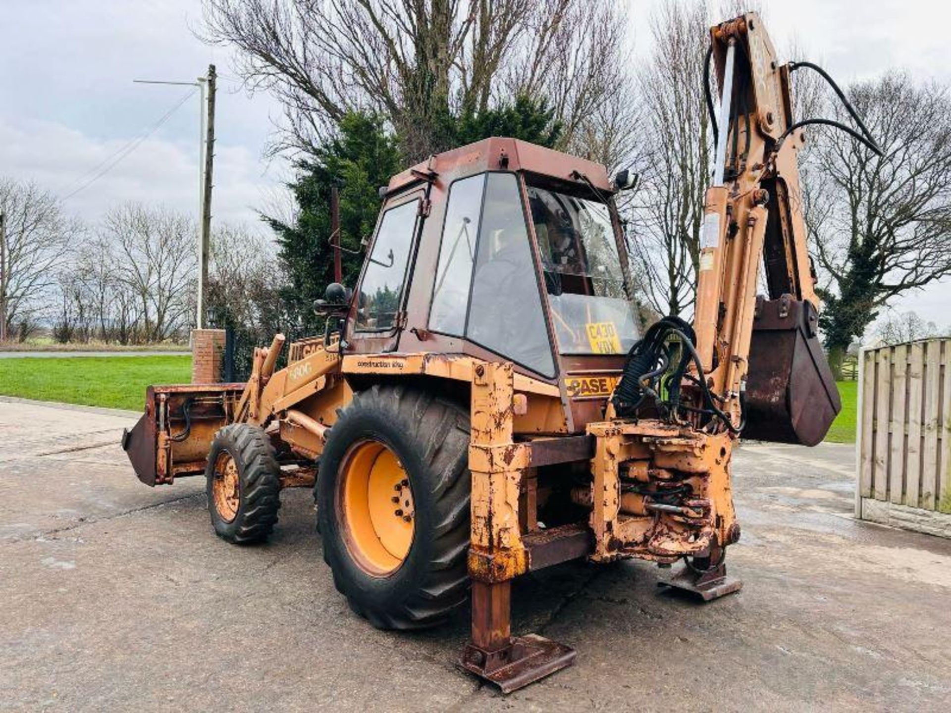 CASE 580G CONSTRUCTION KING 4WD BACKHOE DIGGER C/W EXTENDING DIG - Image 7 of 13