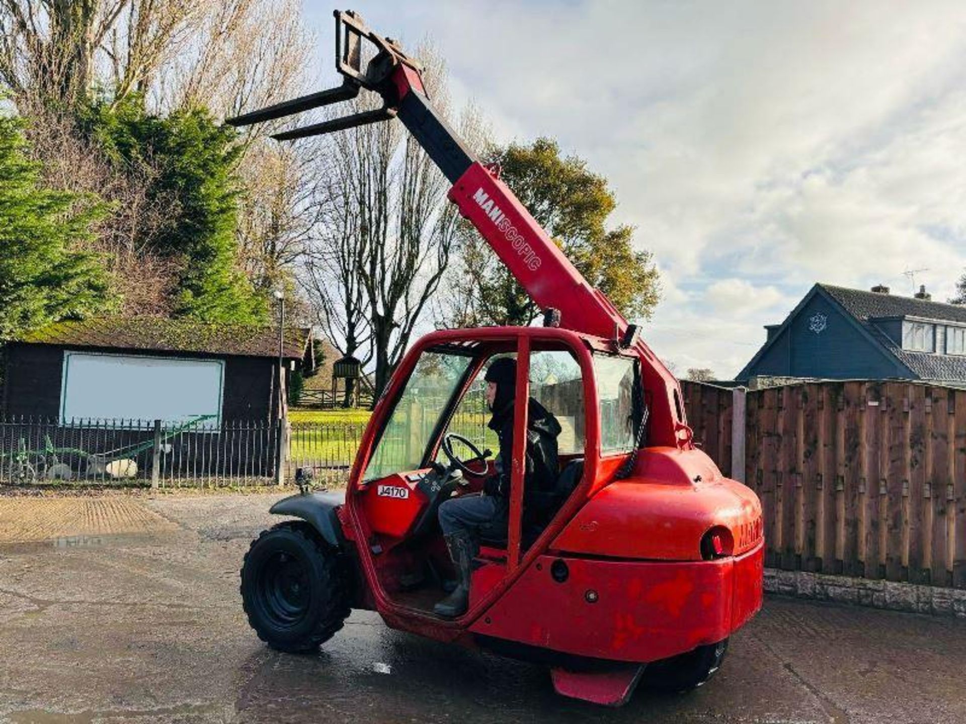 MANITOU SLT415E TELEHANDLER C/W PALLET TINES - Image 16 of 19