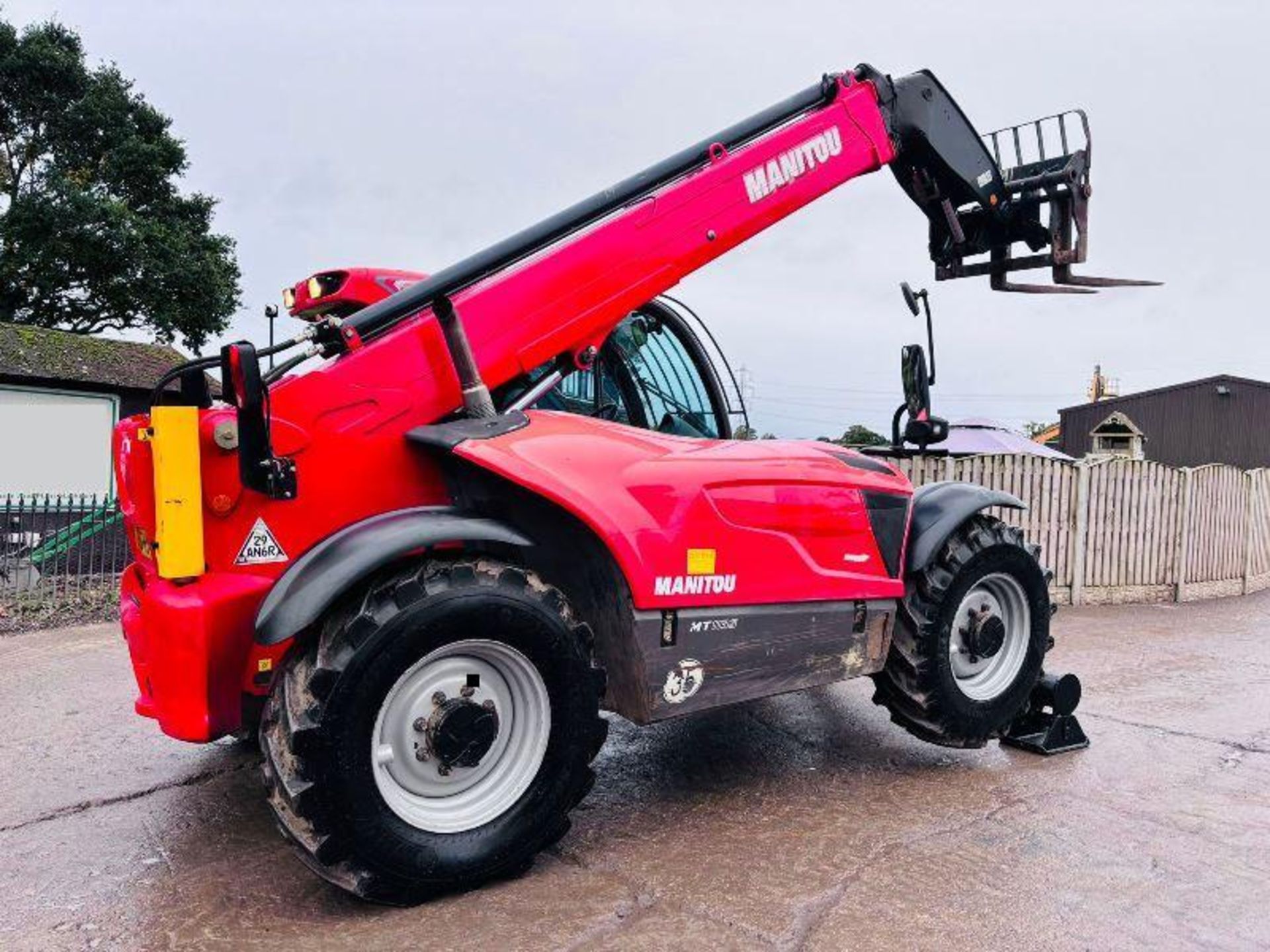 MANITOU MT1135 4WD TURBO TELEHANDLER *YEAR 2016* C/W PALLET TINES - Bild 15 aus 16