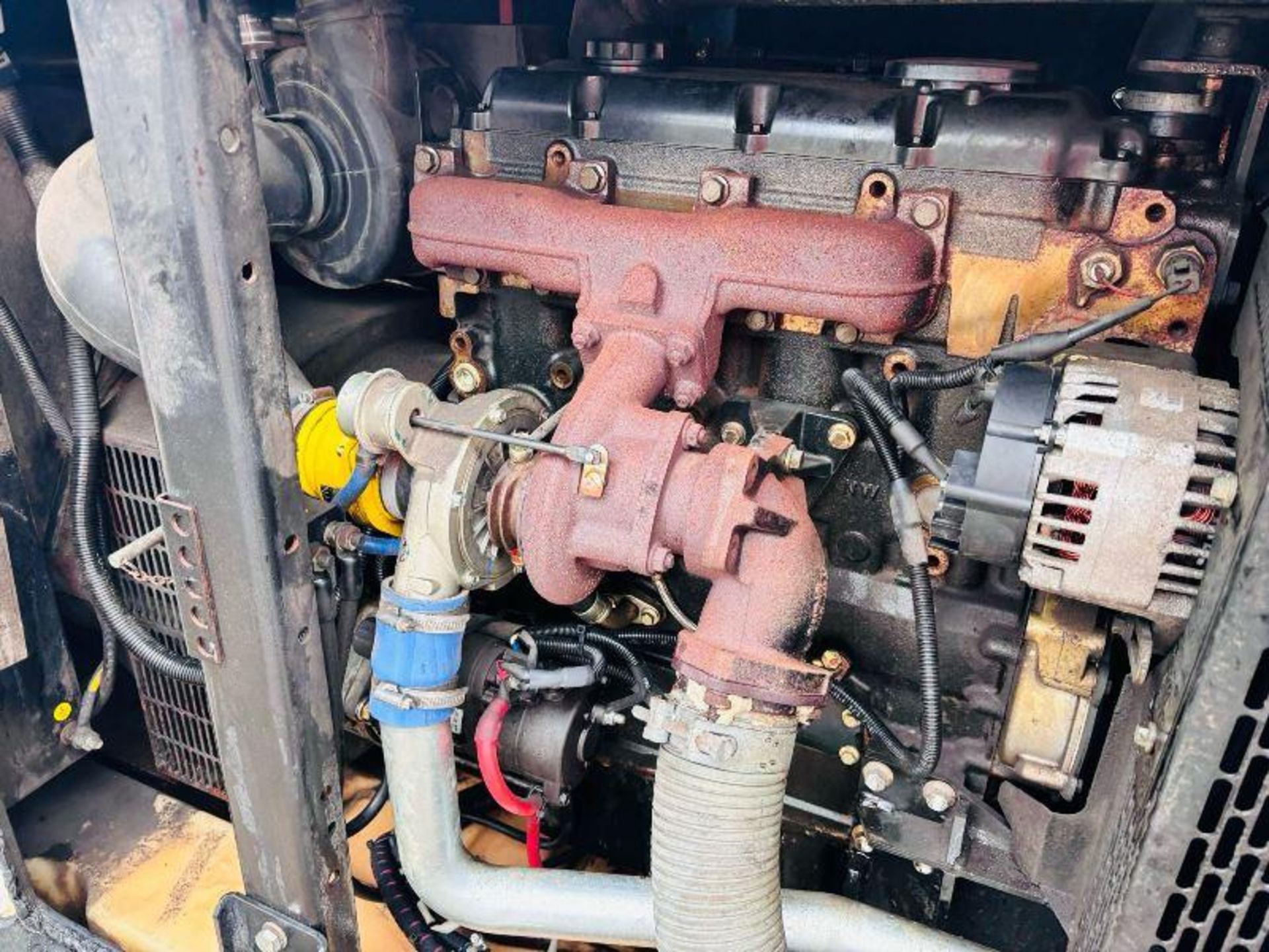 PRAMAC GSW110 110KVA GENERATOR C/W PERKINS ENGINE  - Image 7 of 12