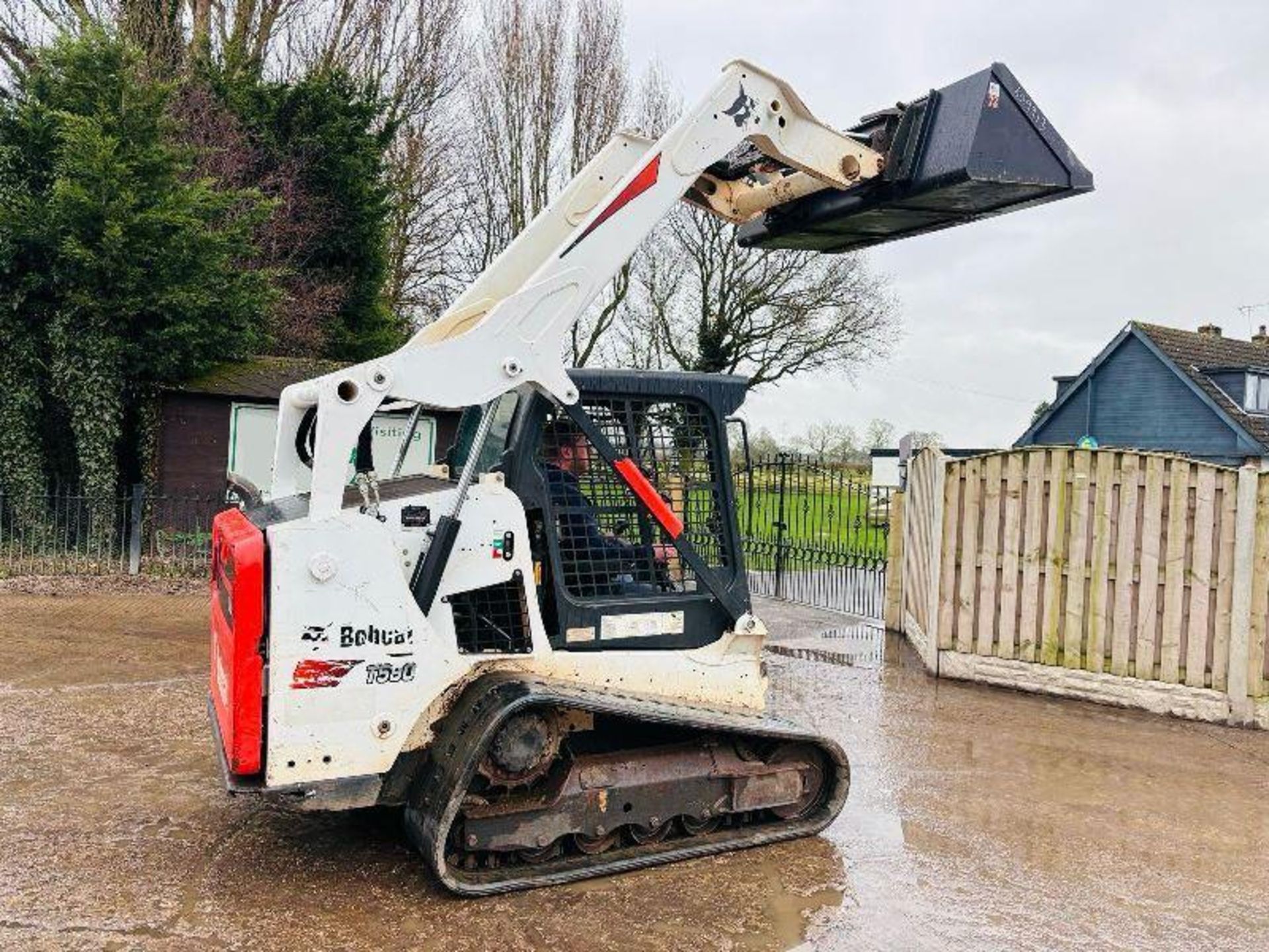 BOBCAT T590 TRACKED SKIDSTEER *YEAR 2019, 3554 HOURS* C/W BUCKET - Image 3 of 19