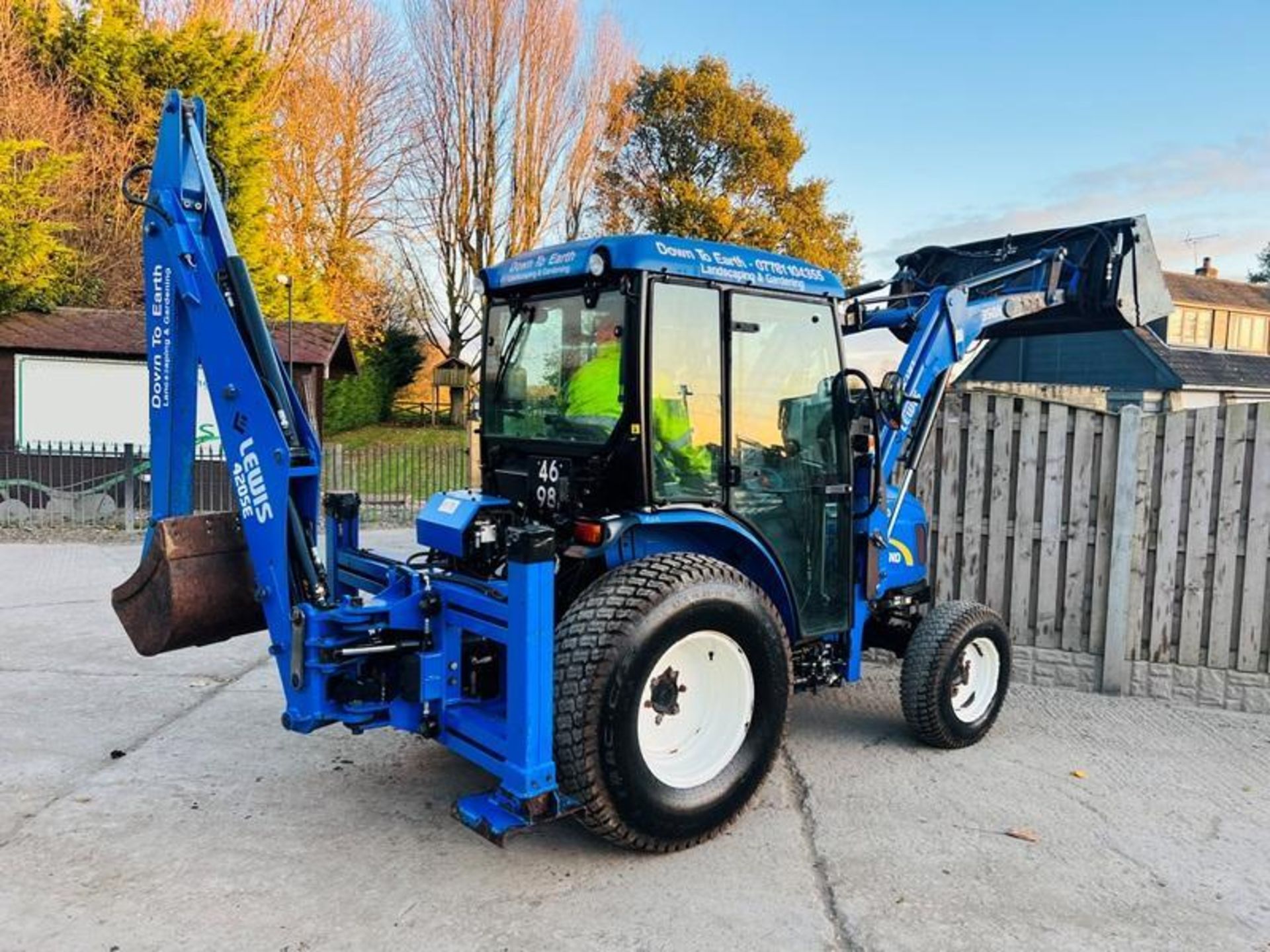 NEW HOLLAND BOOMER 40 4WD TRACTOR *YEAR 2014, ONLY 737 HRS* C/W LOADER & BACK TRACTOR - Image 4 of 19