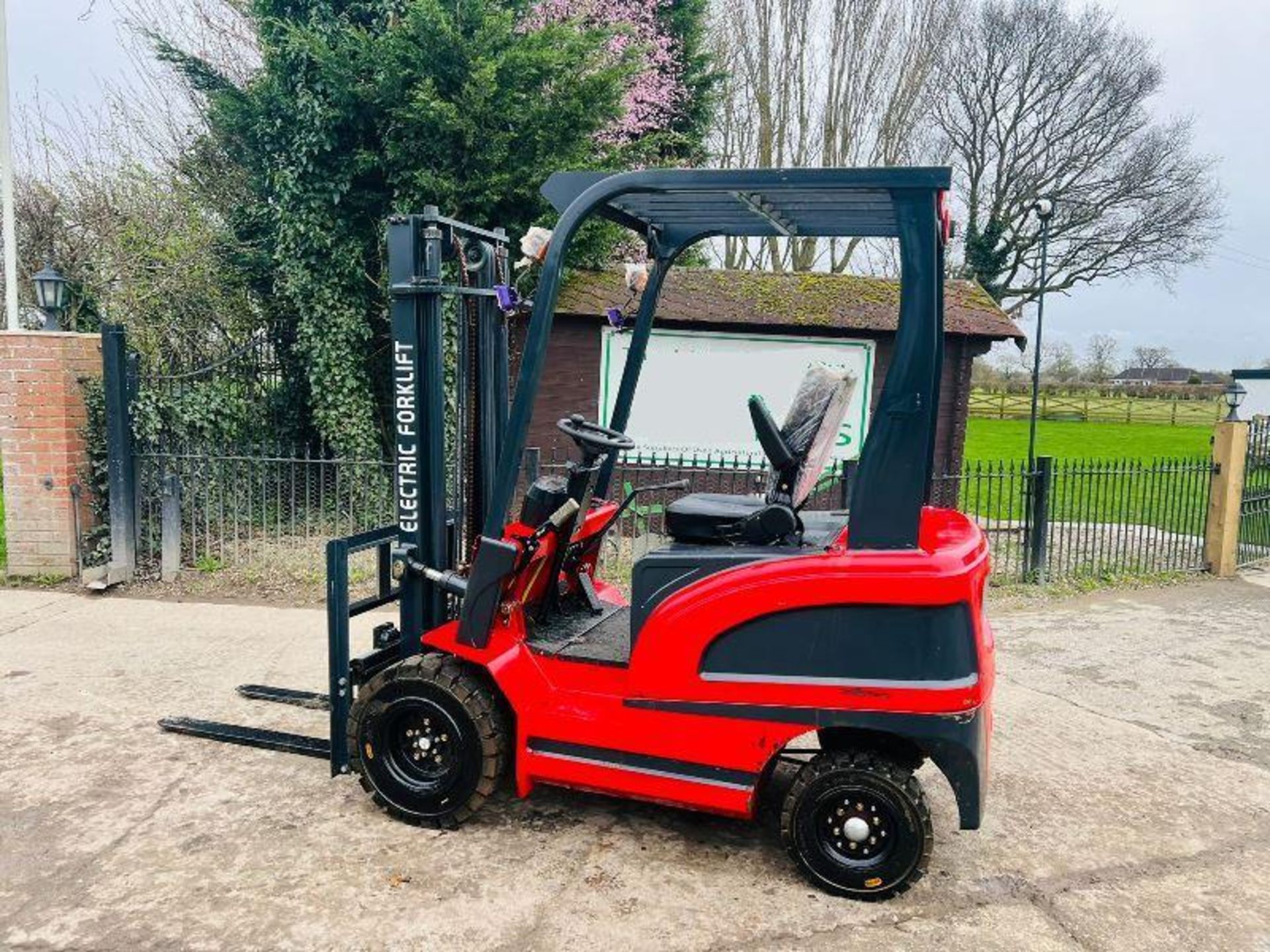 UNUSED STIPP CPD-15 BATTERY FORKLIFT * YEAR 2022* C/W PALLET TINES  - Image 7 of 15