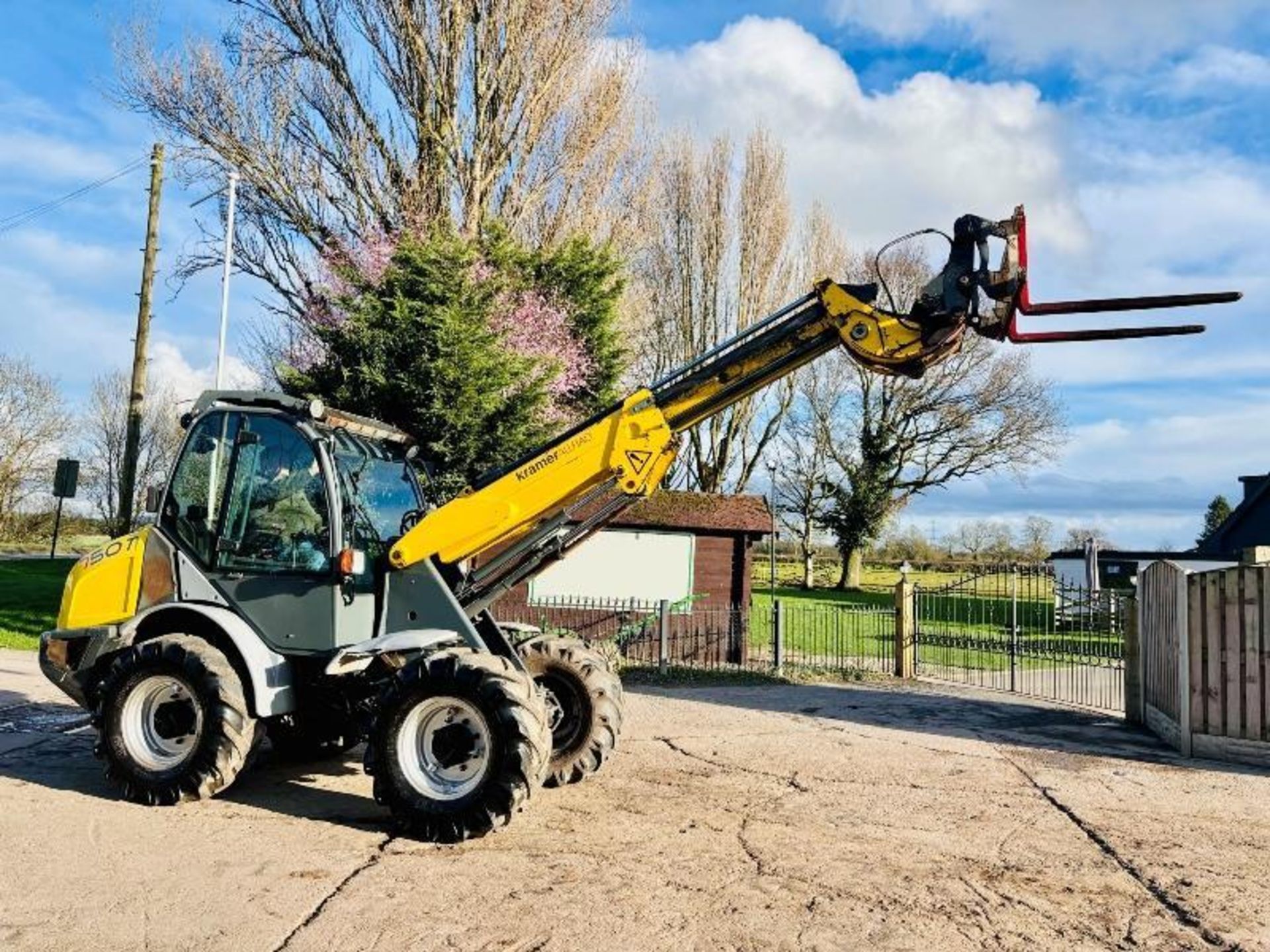 KRAMER 750T 4WD TELEHANDLER *YEAR 2010* C/W PALLET TINE  - Image 15 of 17