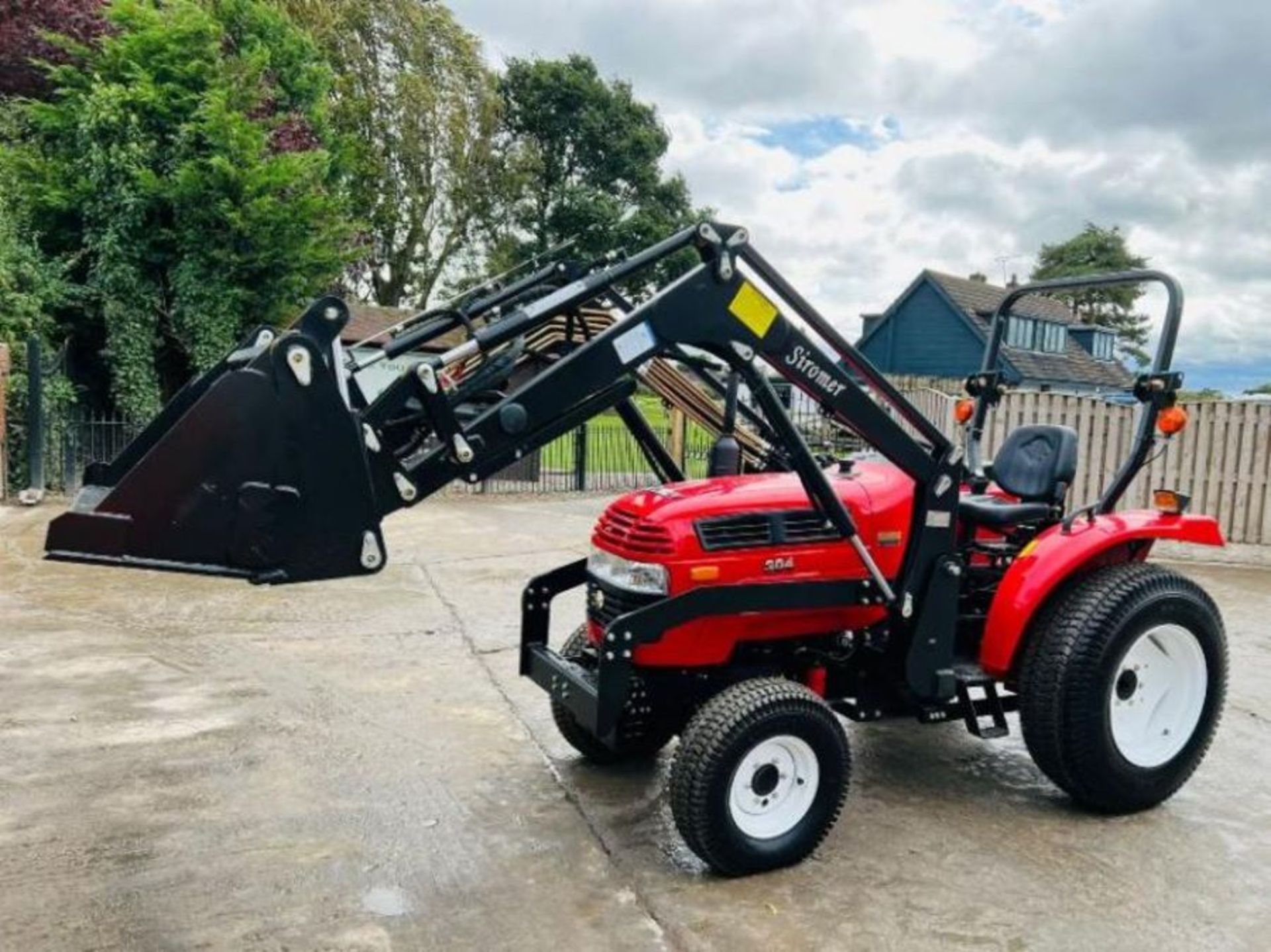 BRAND NEW SIROMER 304 FIELD RANGE 4WD TRACTOR *YEAR 2023* CW LOADER & TURF TYRES