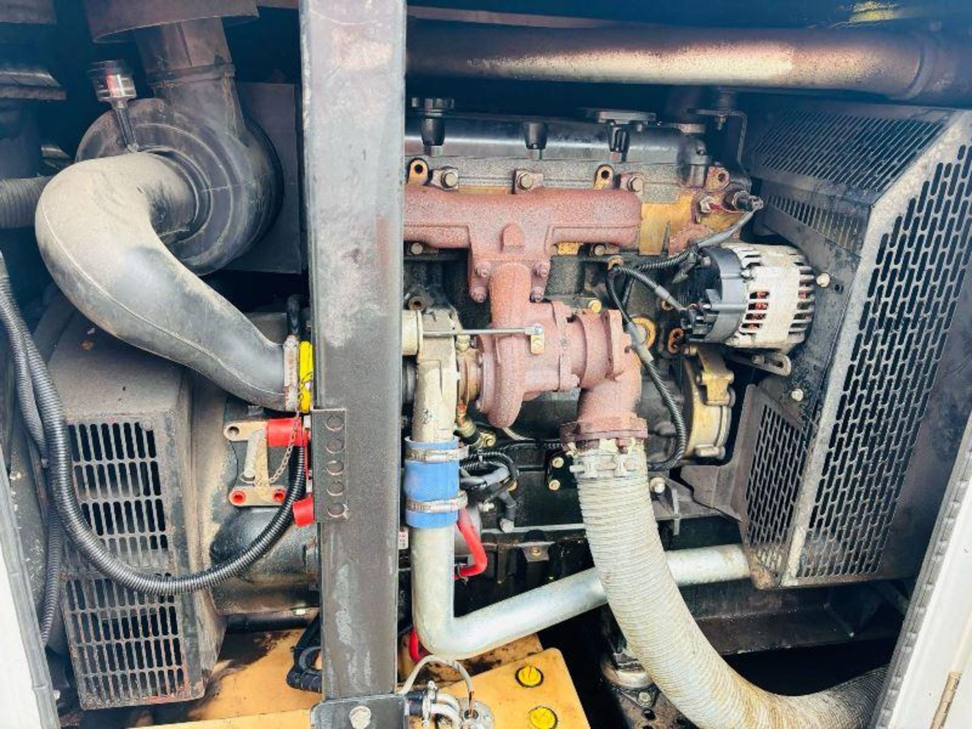 PRAMAC GSW110 110KVA GENERATOR C/W PERKINS ENGINE  - Image 8 of 12