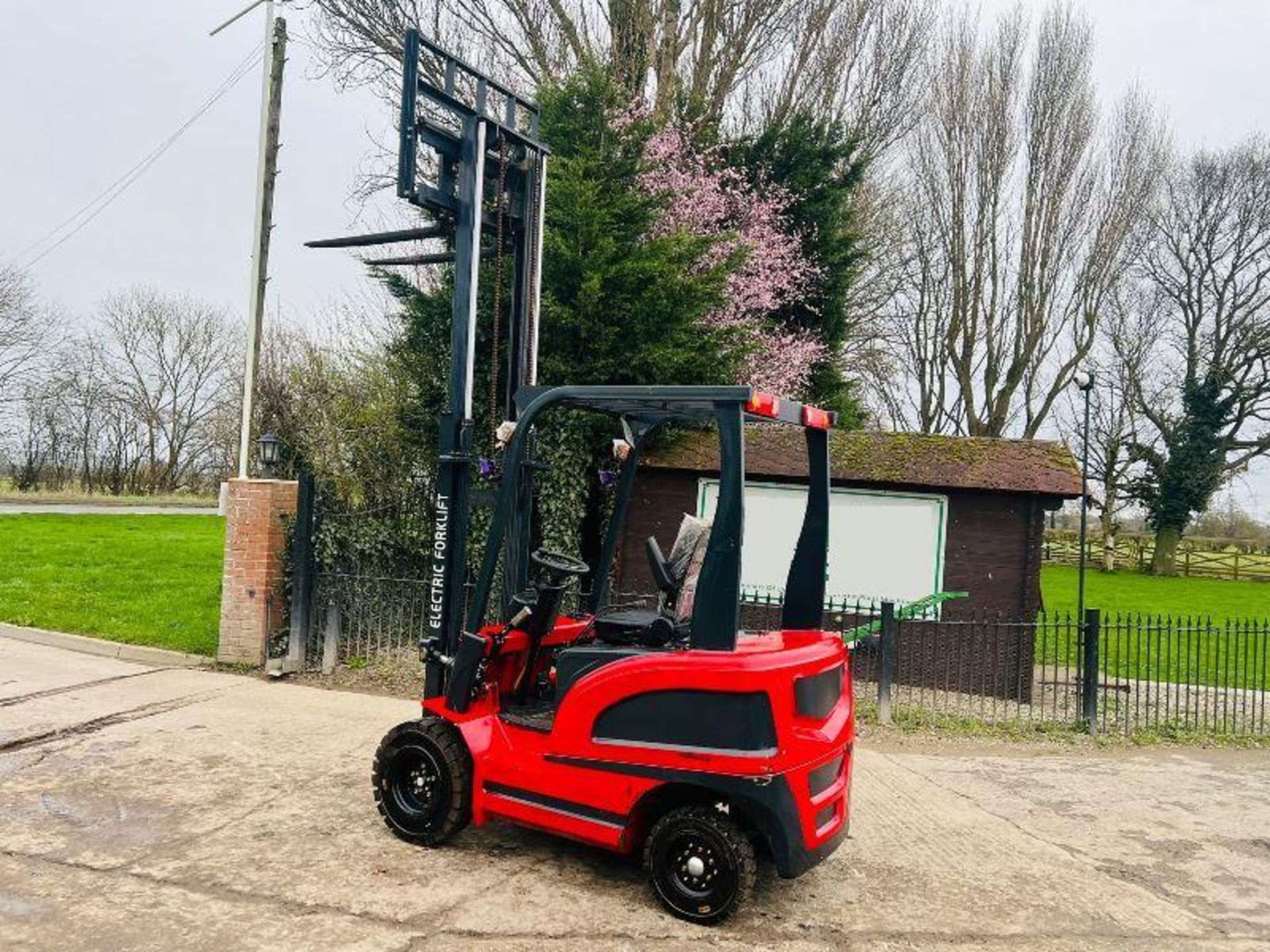 UNUSED STIPP CPD-15 BATTERY FORKLIFT * YEAR 2022* C/W PALLET TINES  - Image 14 of 15