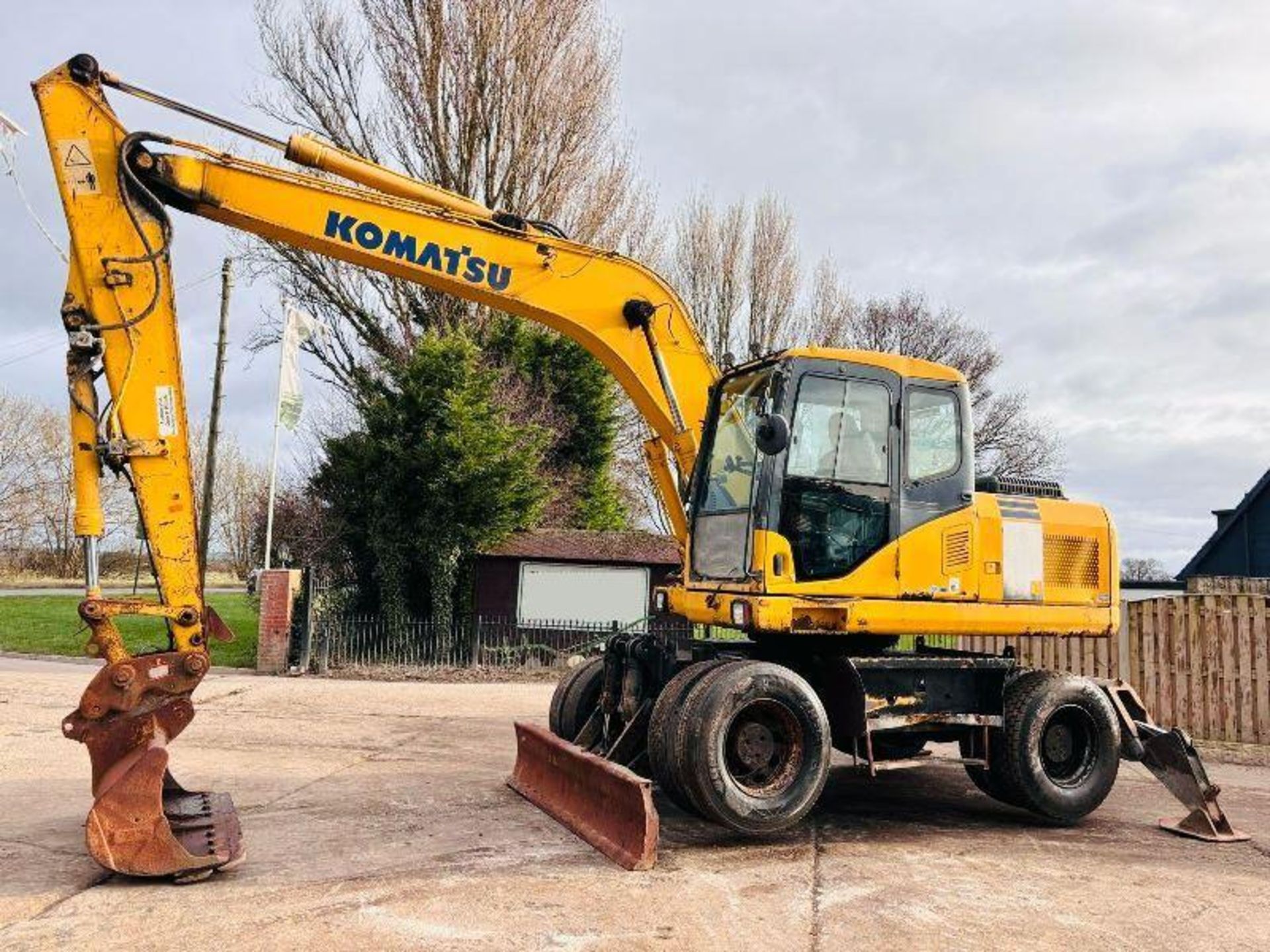 KOMATSU PW160ES-7K 4WD WHEELED EXCAVATOR C/W QUICK HITCH