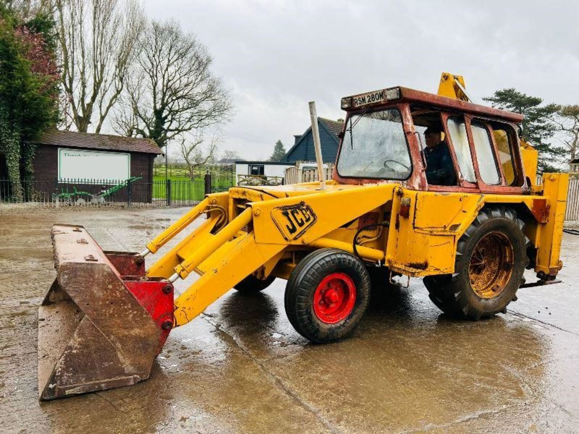 JCB 3C BACKHOE DIGGER C/W FULLY GLAZED CABIN - Image 12 of 14