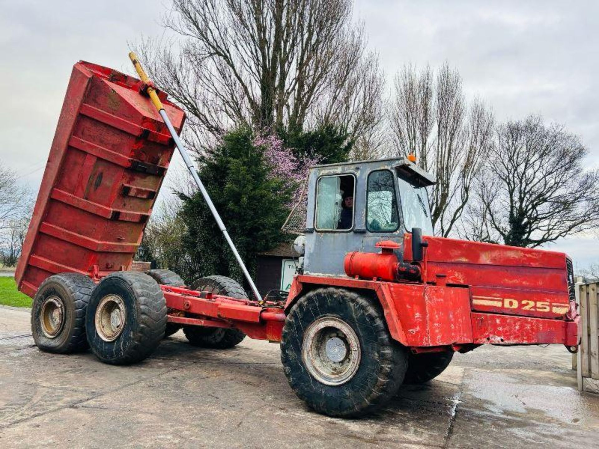 O&K D25 6X6 ARTICULATED DUMP TRUCK - Image 5 of 14